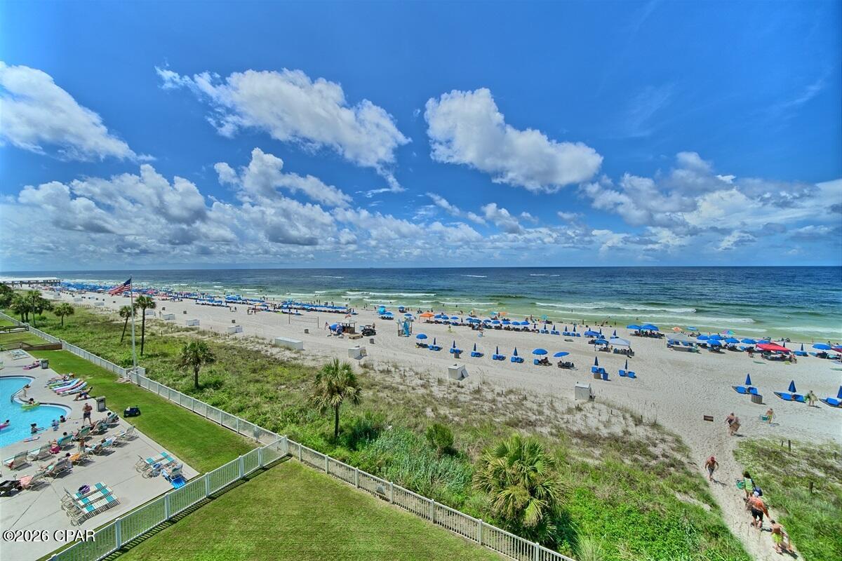 Long Beach Towers III - Residential