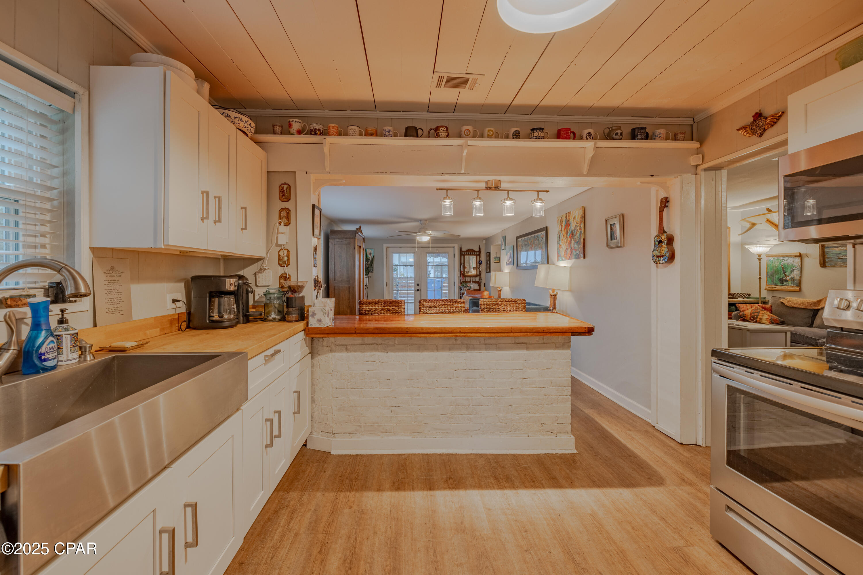 Biltmore Beach 1st Add - Residential