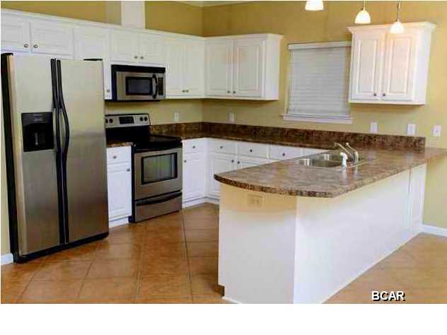 North Lagoon Oaks 7th Add - Residential Lease