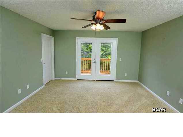 North Lagoon Oaks 7th Add - Residential Lease