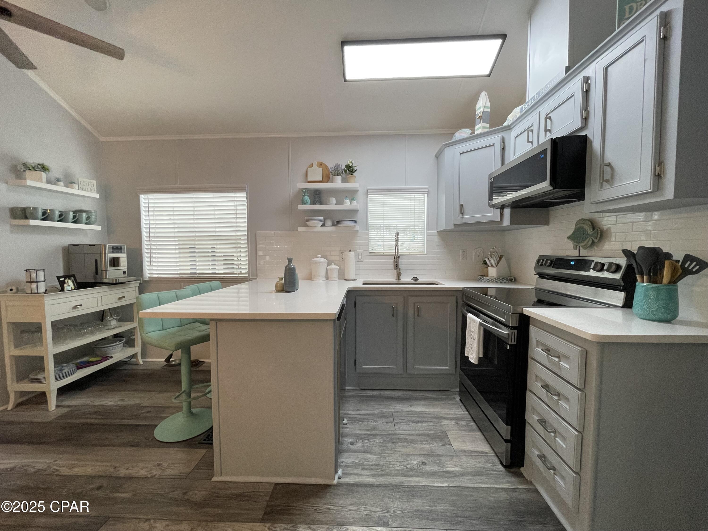 Emerald Pointe Resort - Residential