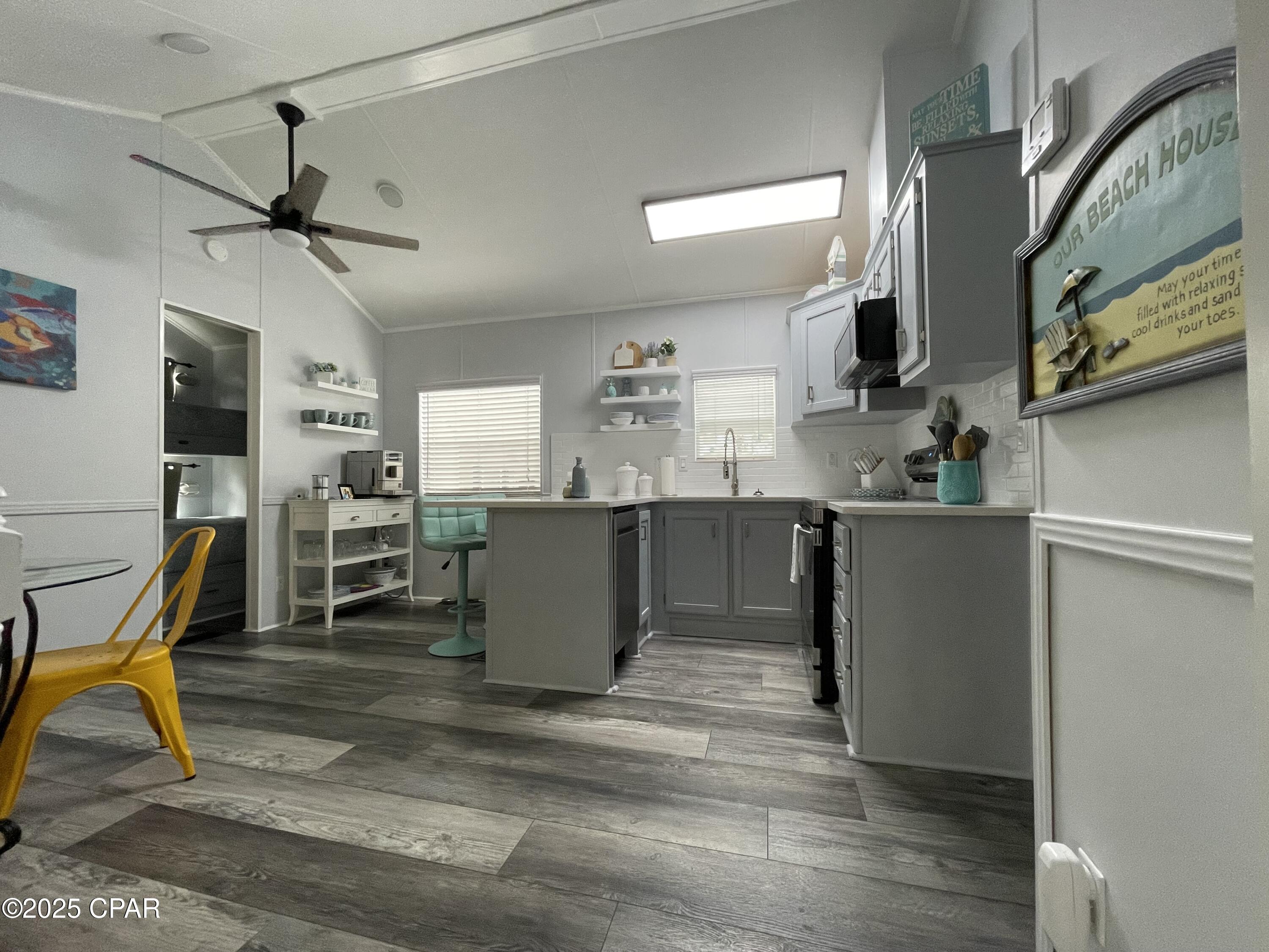 Emerald Pointe Resort - Residential