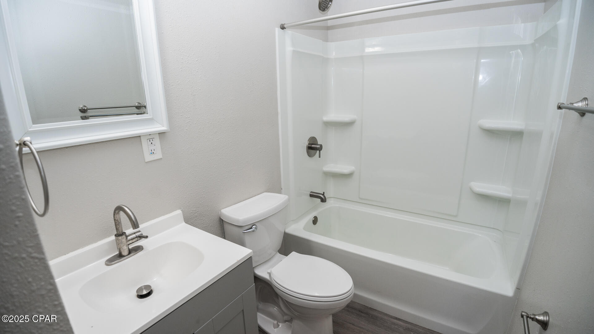 Towne & Country Lake Estates - Residential