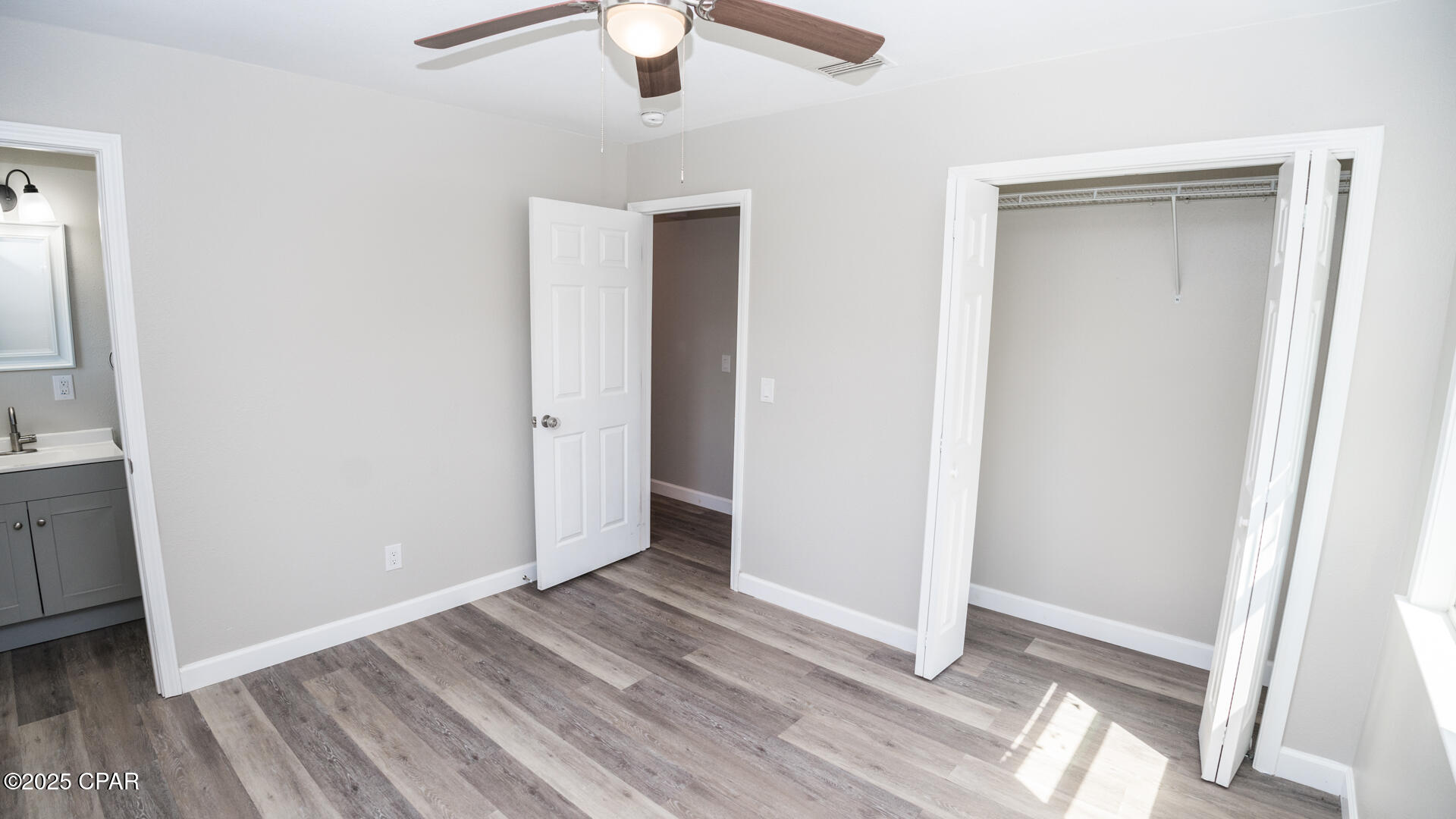 Towne & Country Lake Estates - Residential