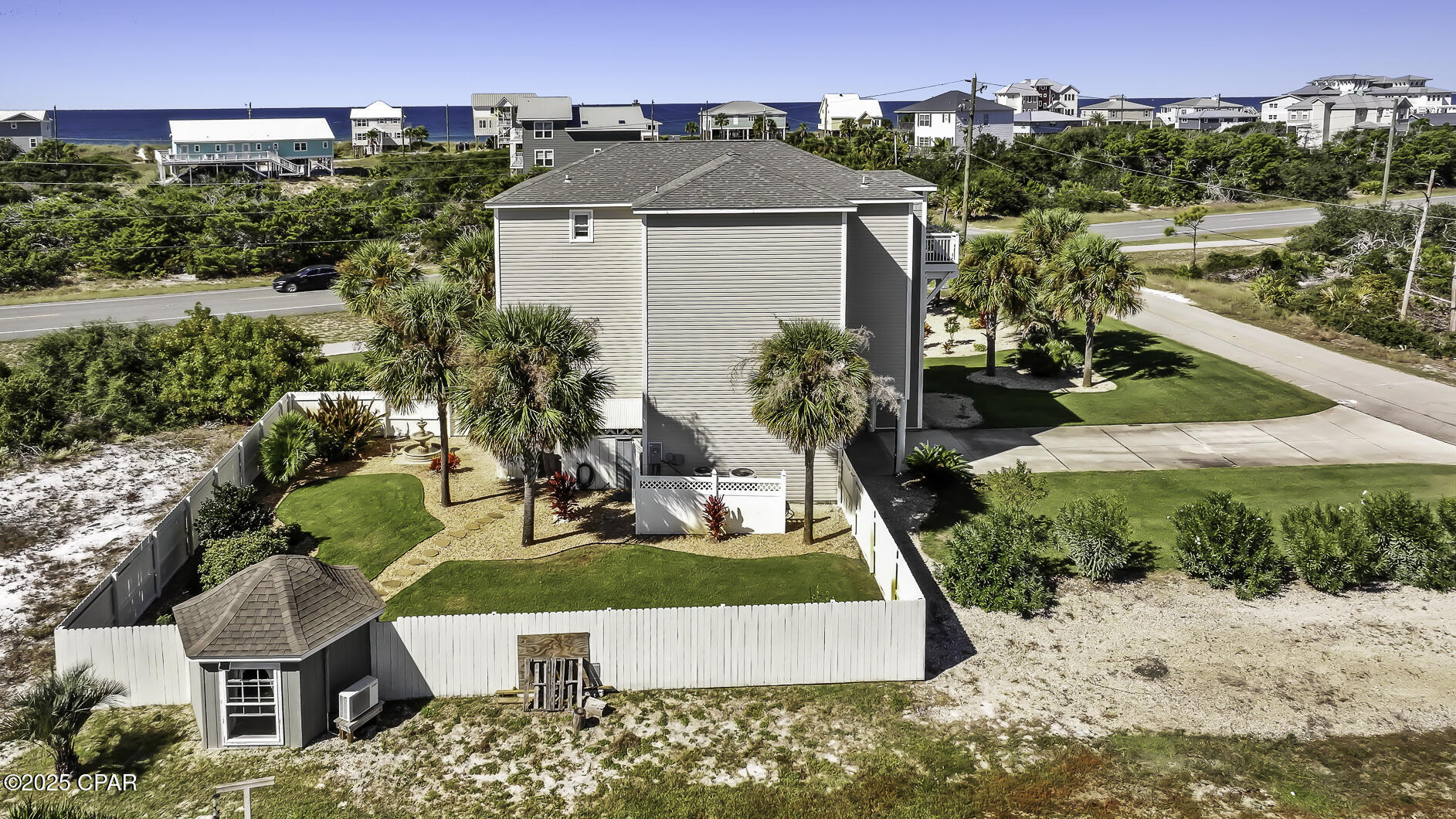 Cape Breezes - Residential