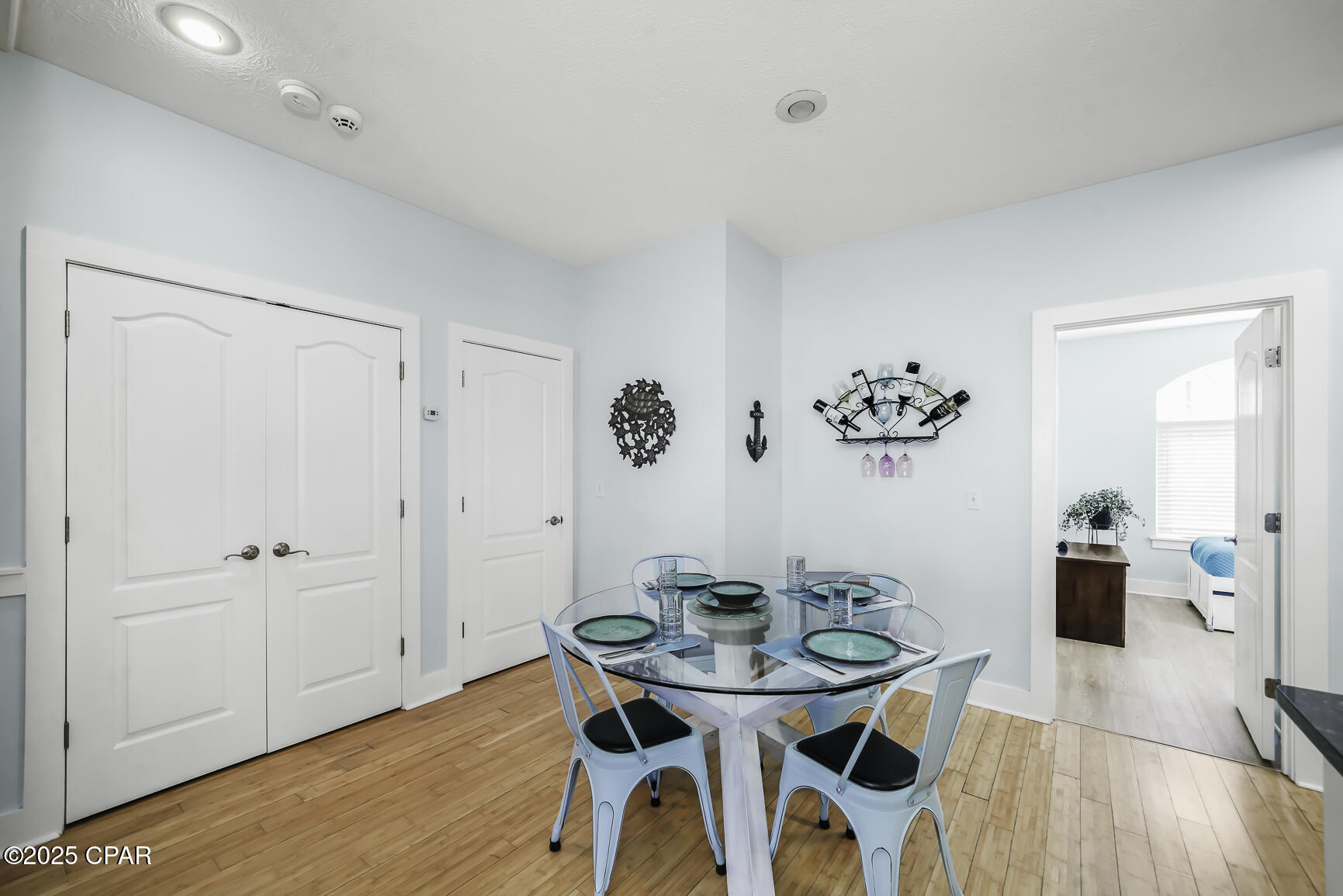 Cape Breezes - Residential