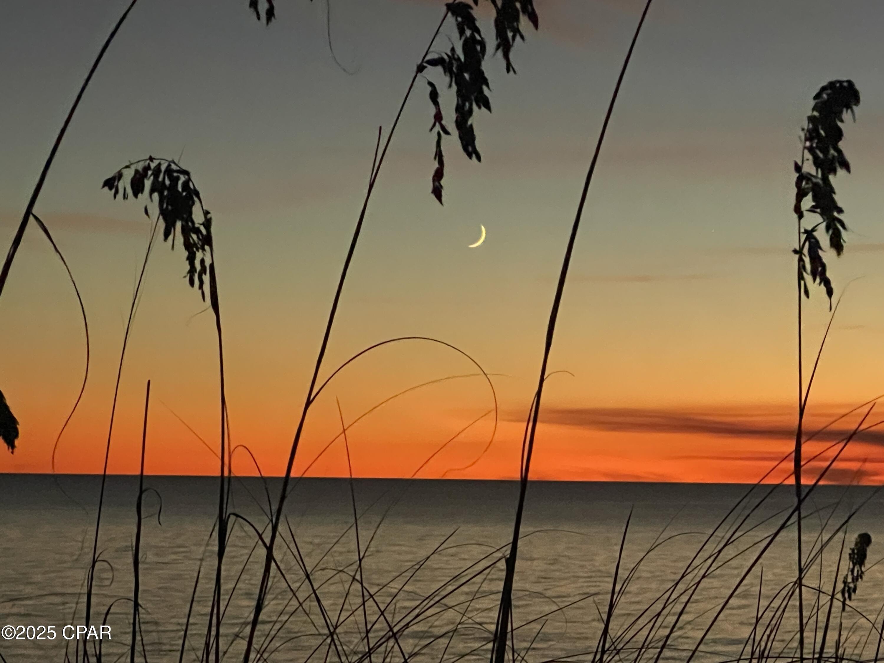 Cape Breezes - Residential