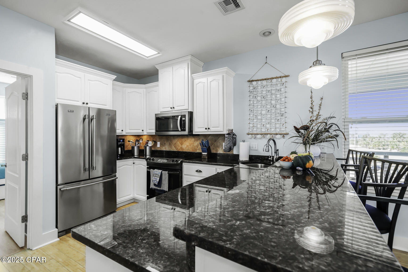 Cape Breezes - Residential