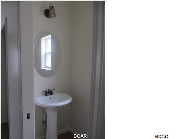 Pines 3rd Add Replat - Residential Lease