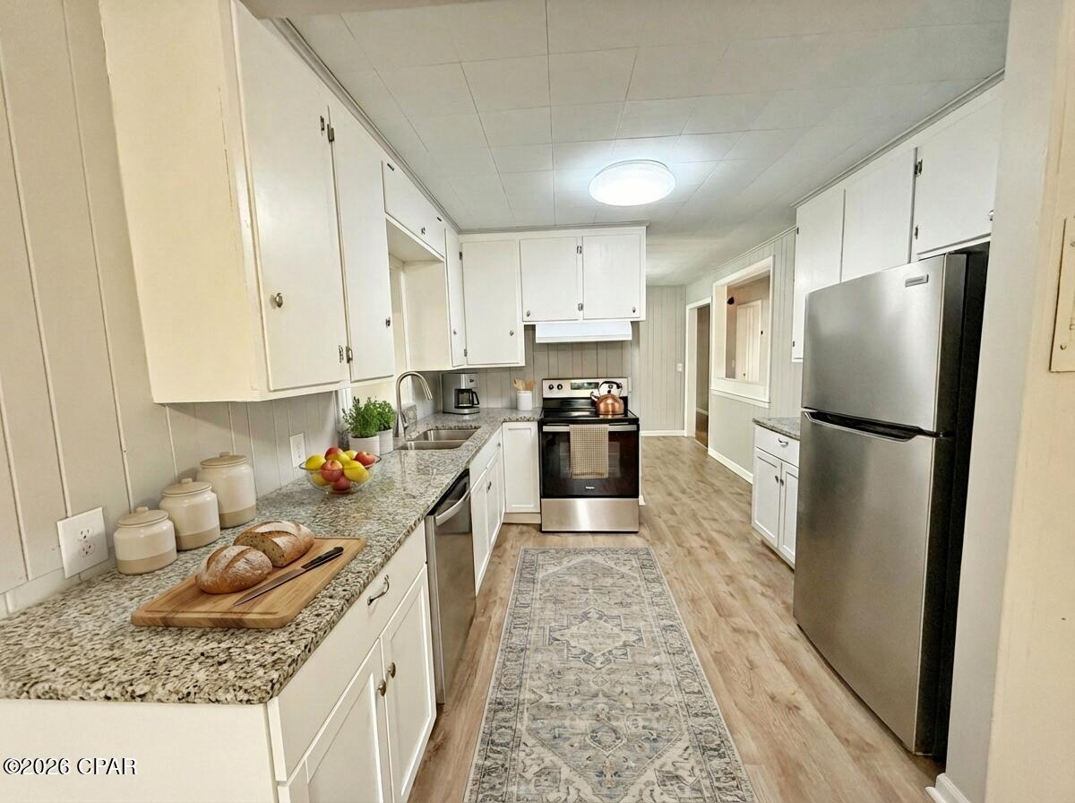 West Manor - Residential