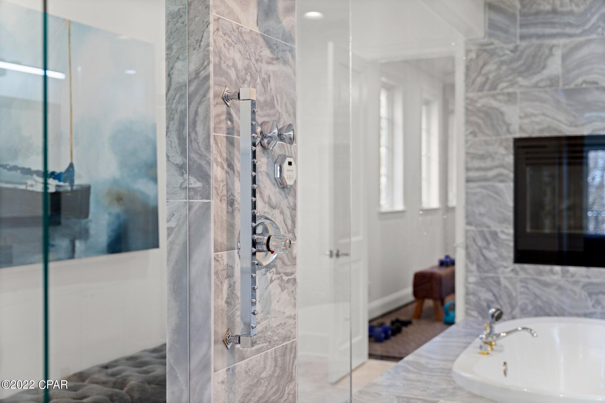 Kelly Plantation - Residential