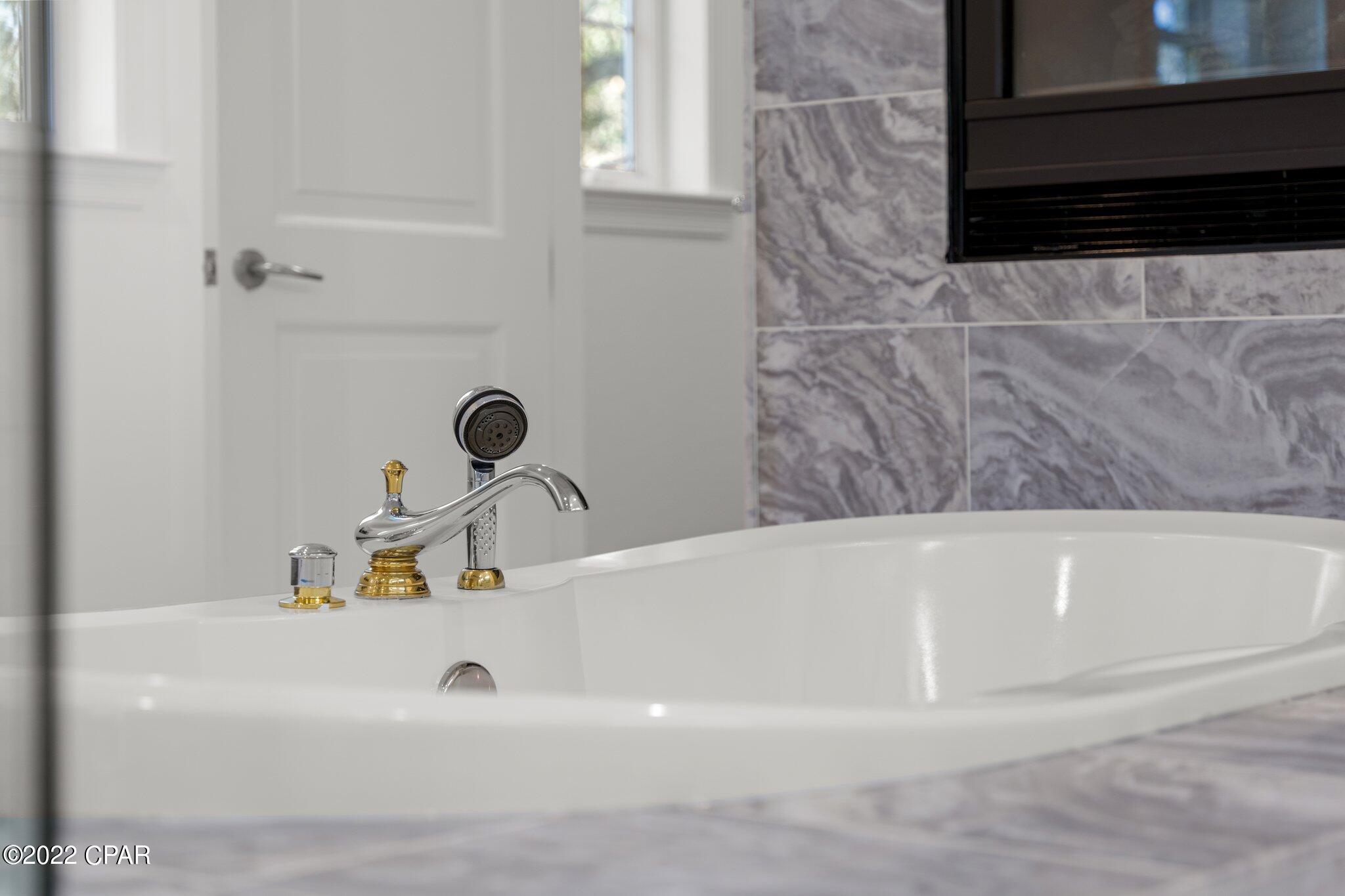 Kelly Plantation - Residential