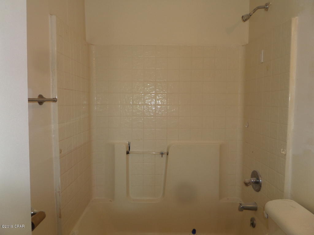 Hentz 1st Add Unit A - Residential