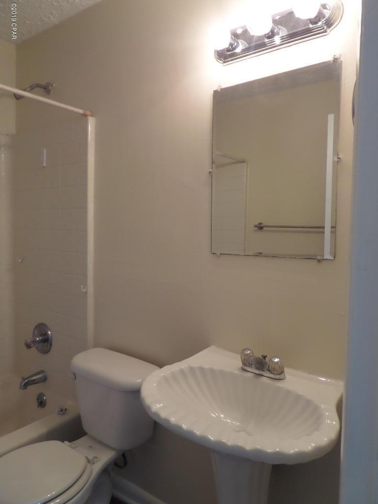 Hentz 1st Add Unit A - Residential