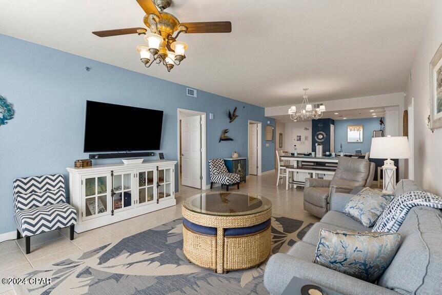 Splash Condo - Residential