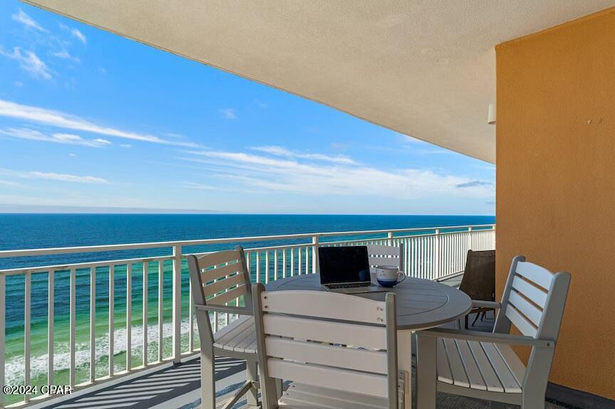 Splash Condo - Residential