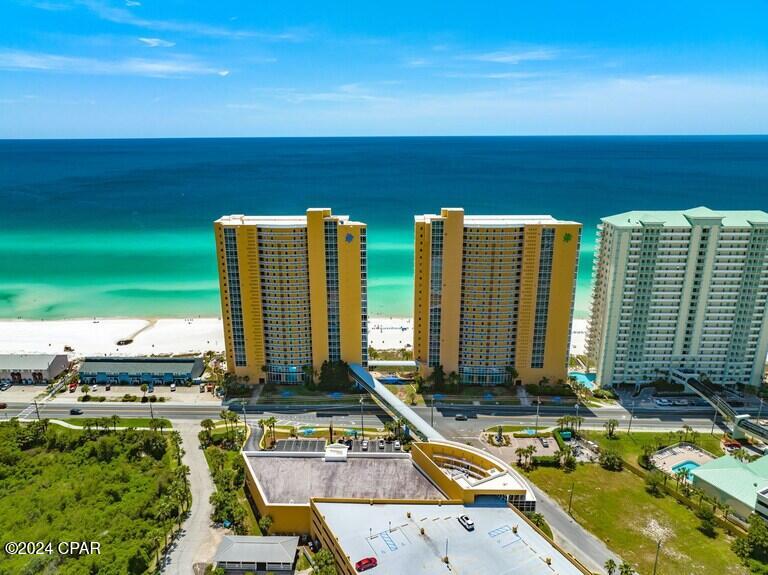 Splash Condo - Residential