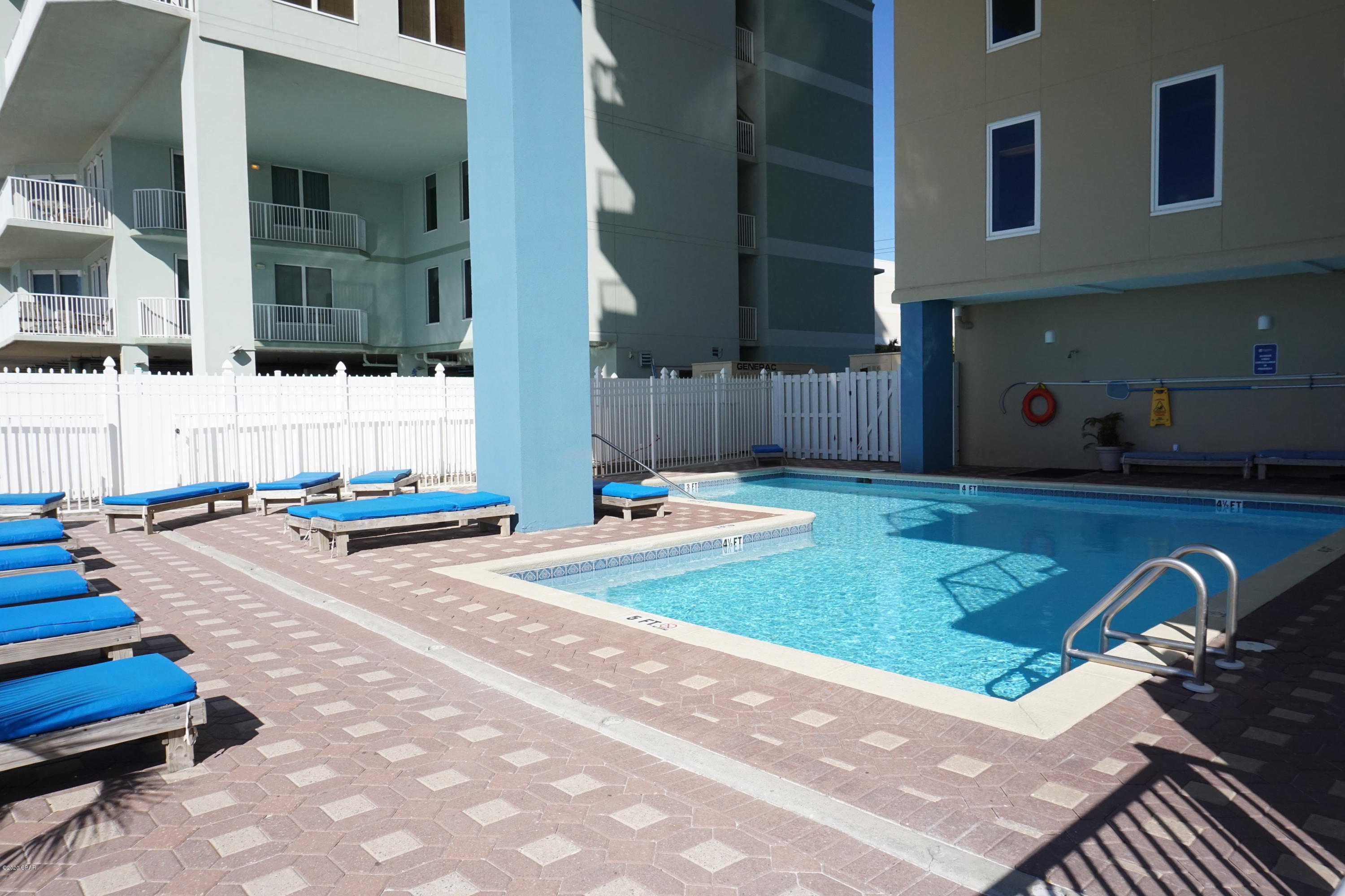 Grandview East At Long Beach - Residential