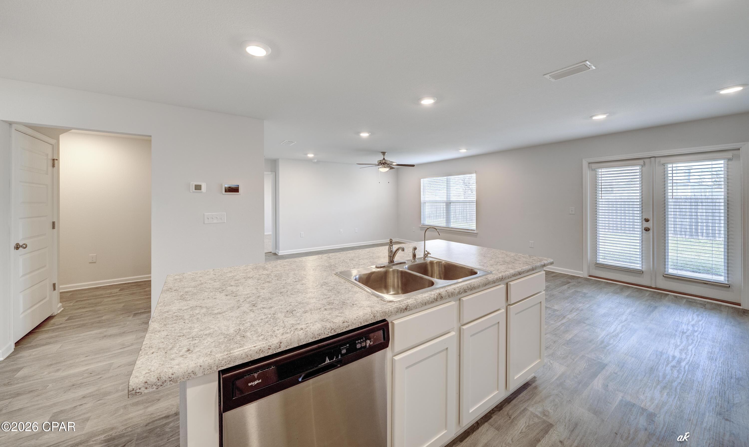 [No Recorded Subdiv] - Residential Lease