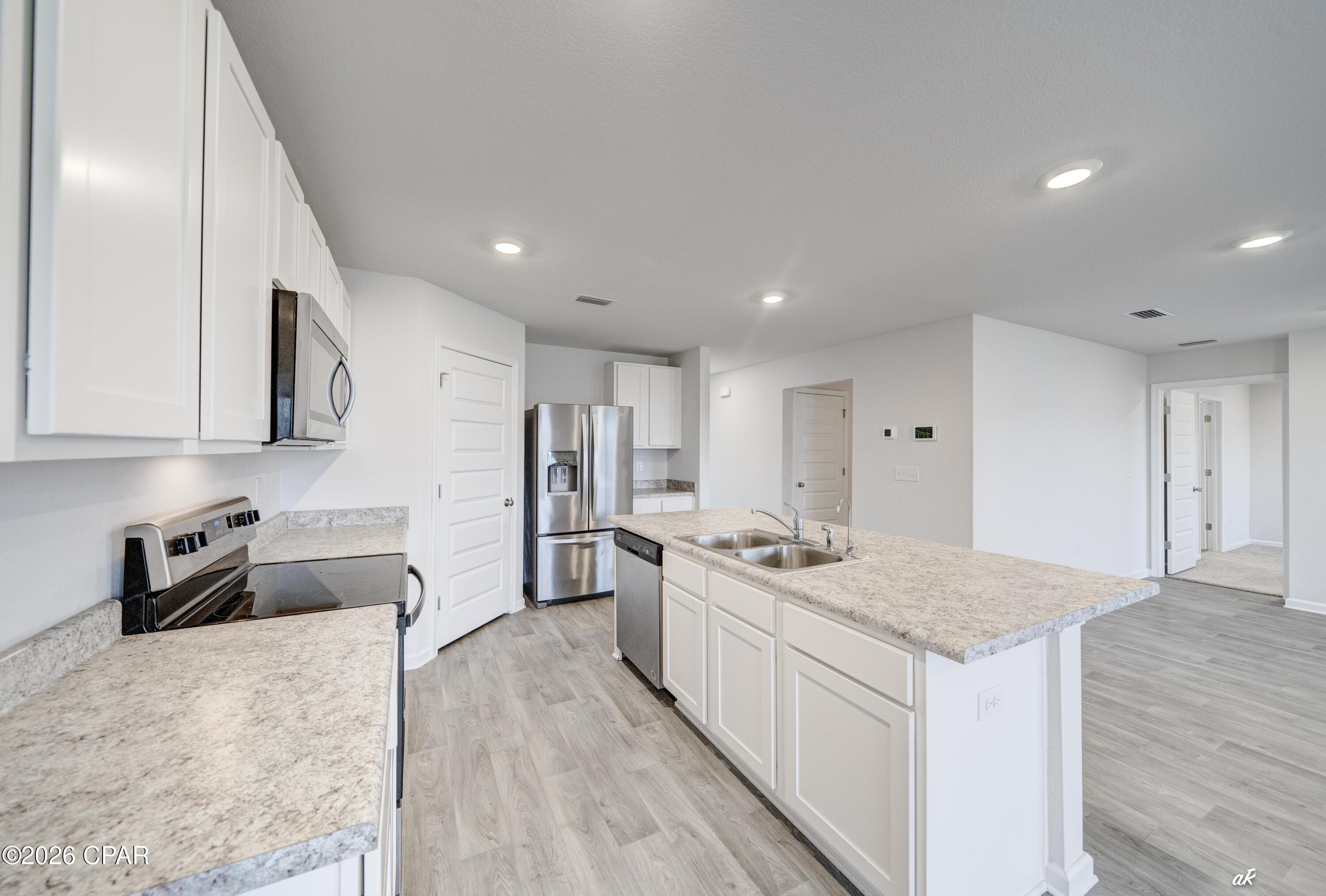 [No Recorded Subdiv] - Residential Lease