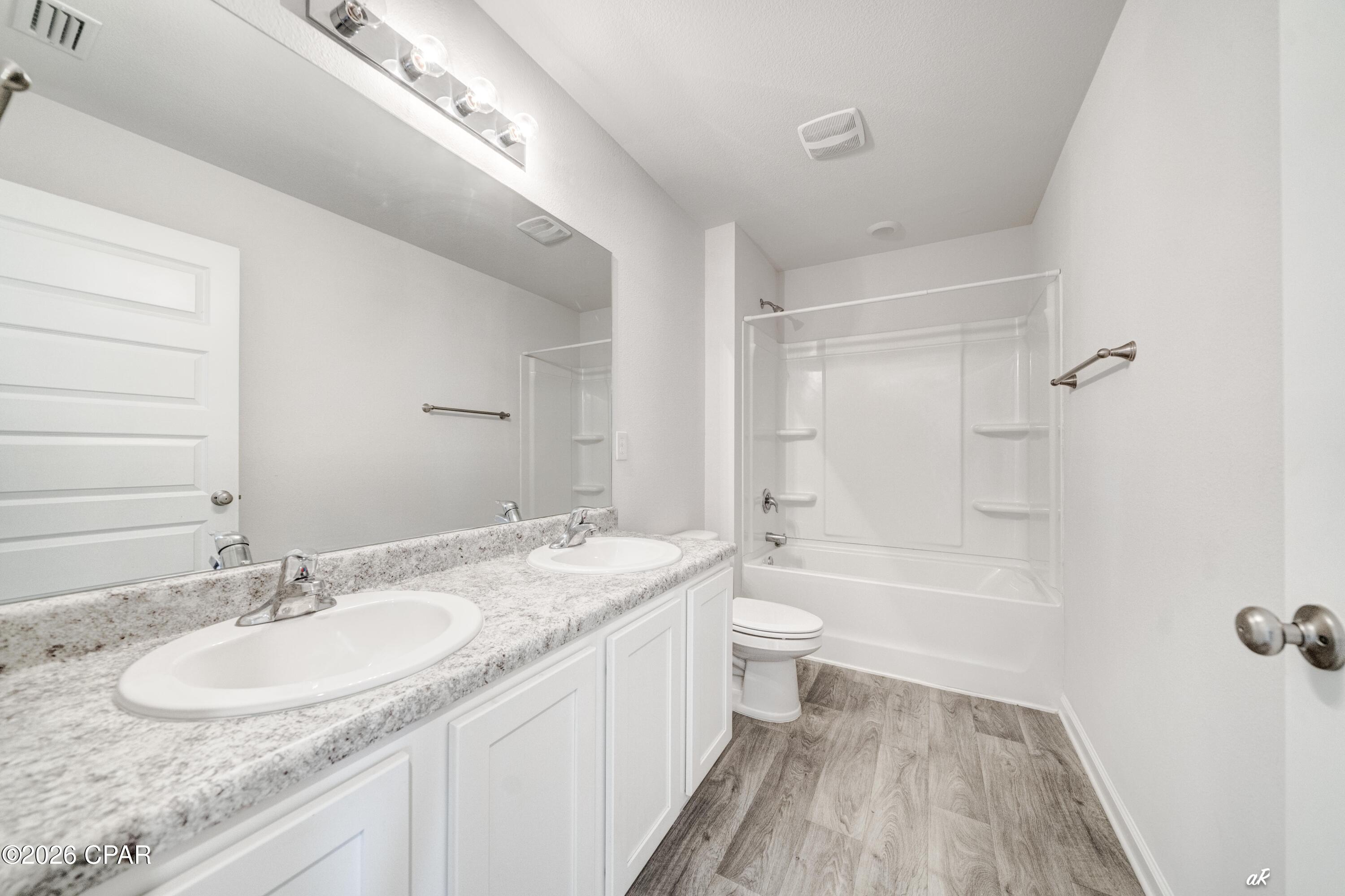 [No Recorded Subdiv] - Residential Lease