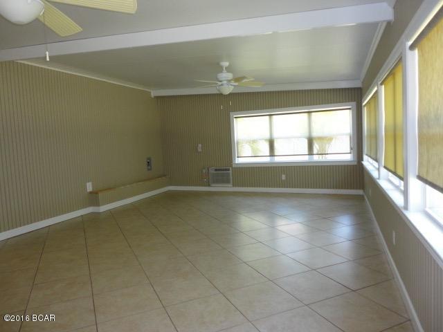 Riviera Beach 1st Add - Residential