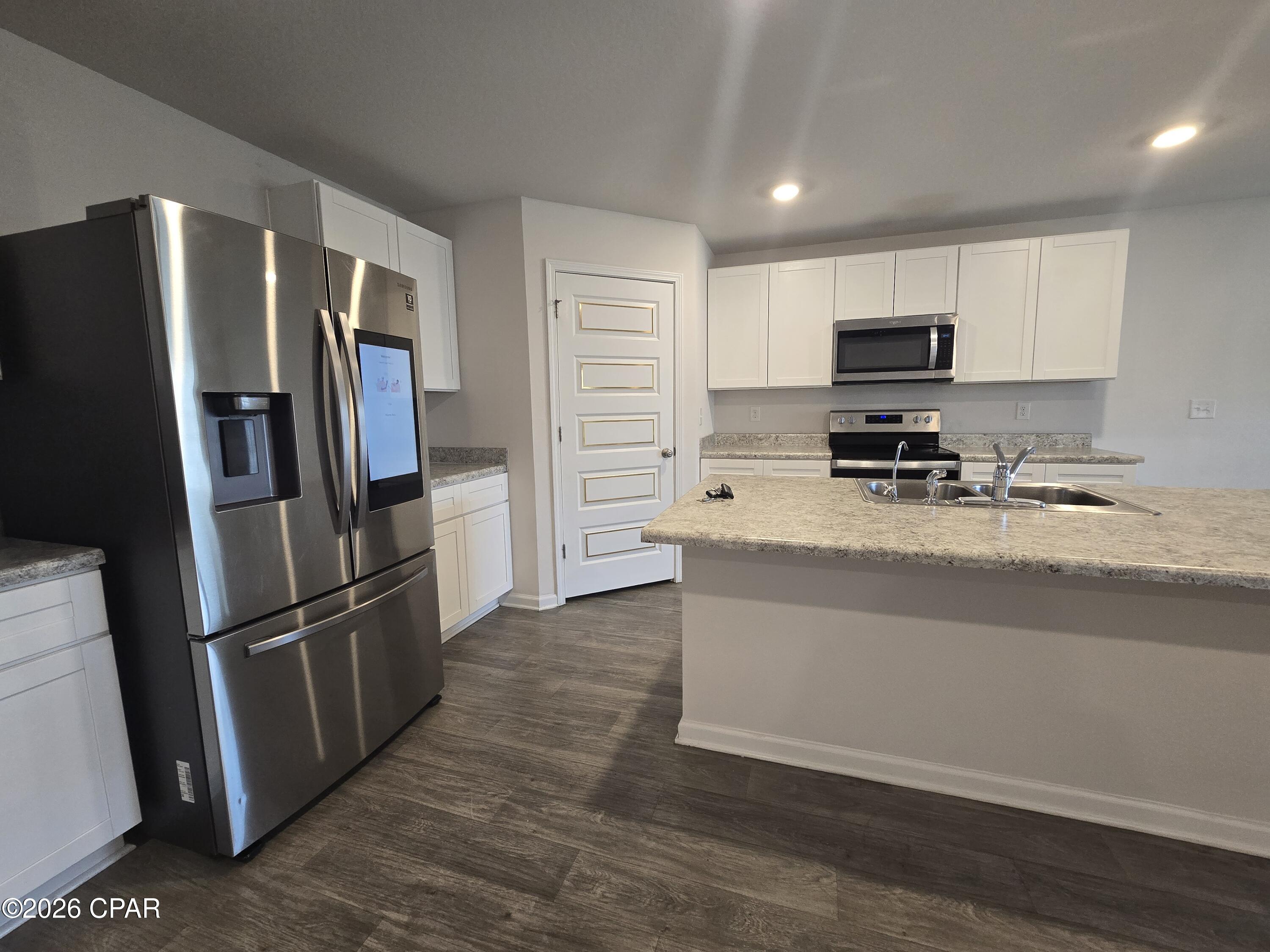 [No Recorded Subdiv] - Residential Lease