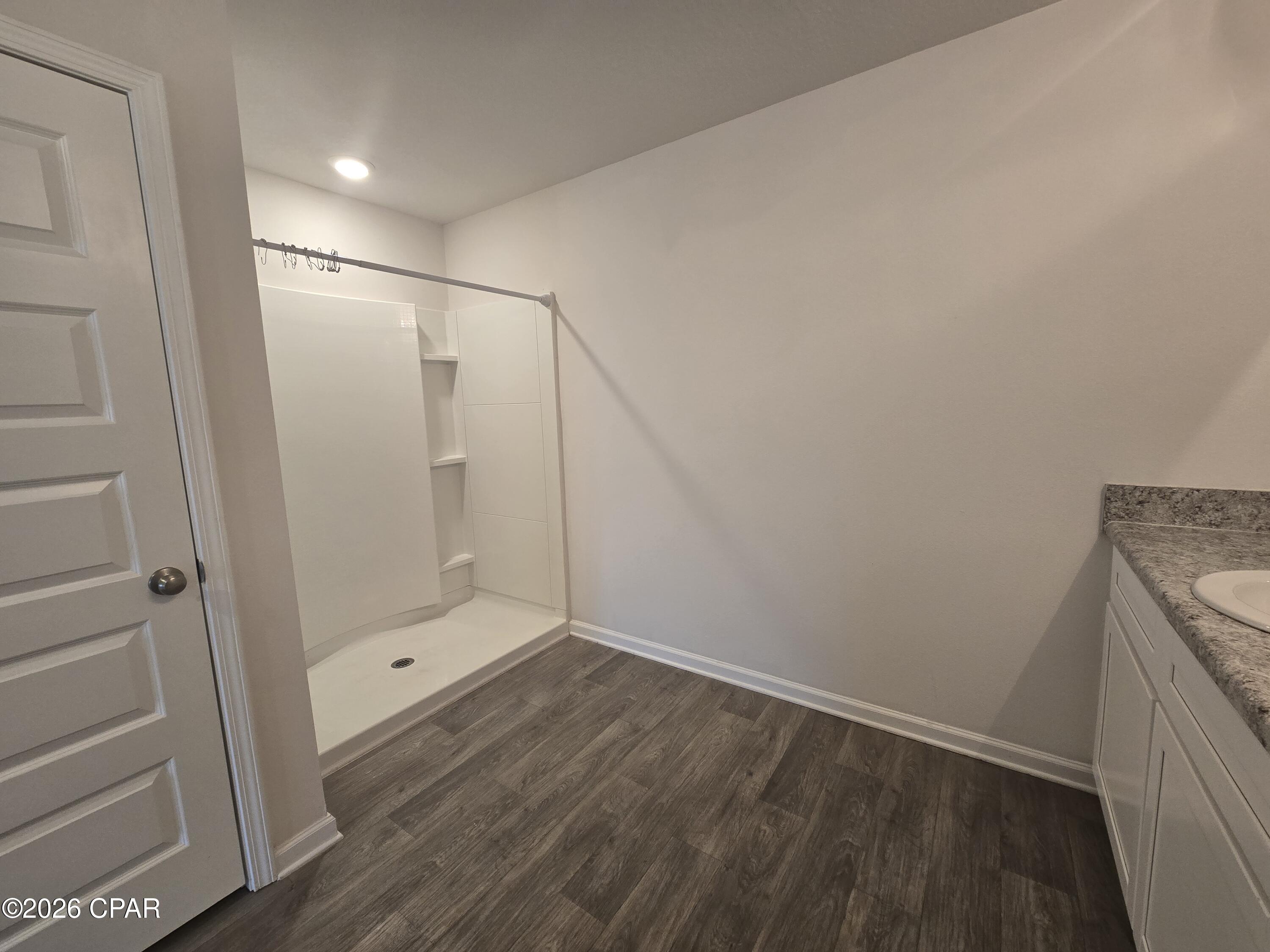 [No Recorded Subdiv] - Residential Lease