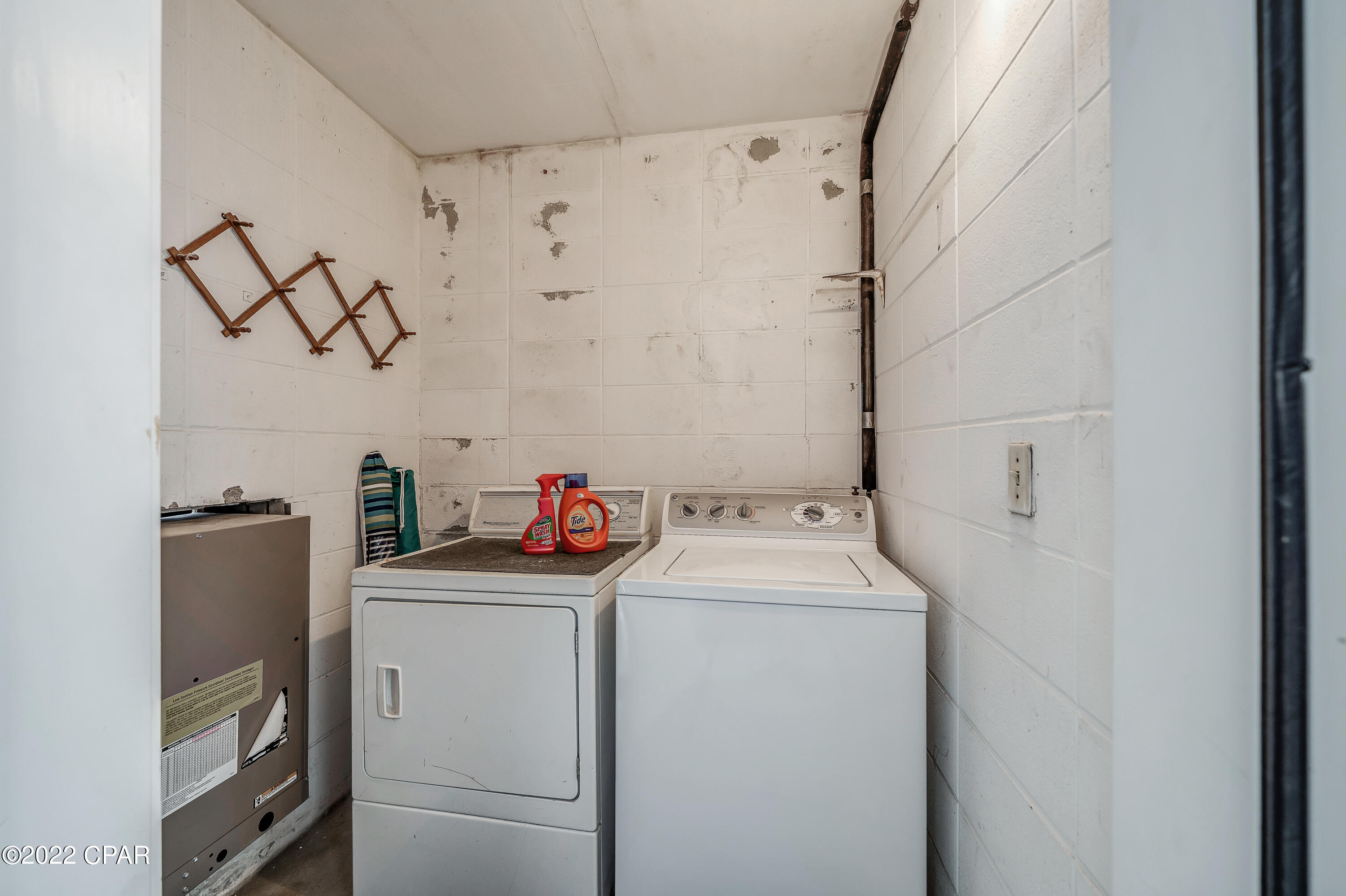 Mariner East Condo - Residential