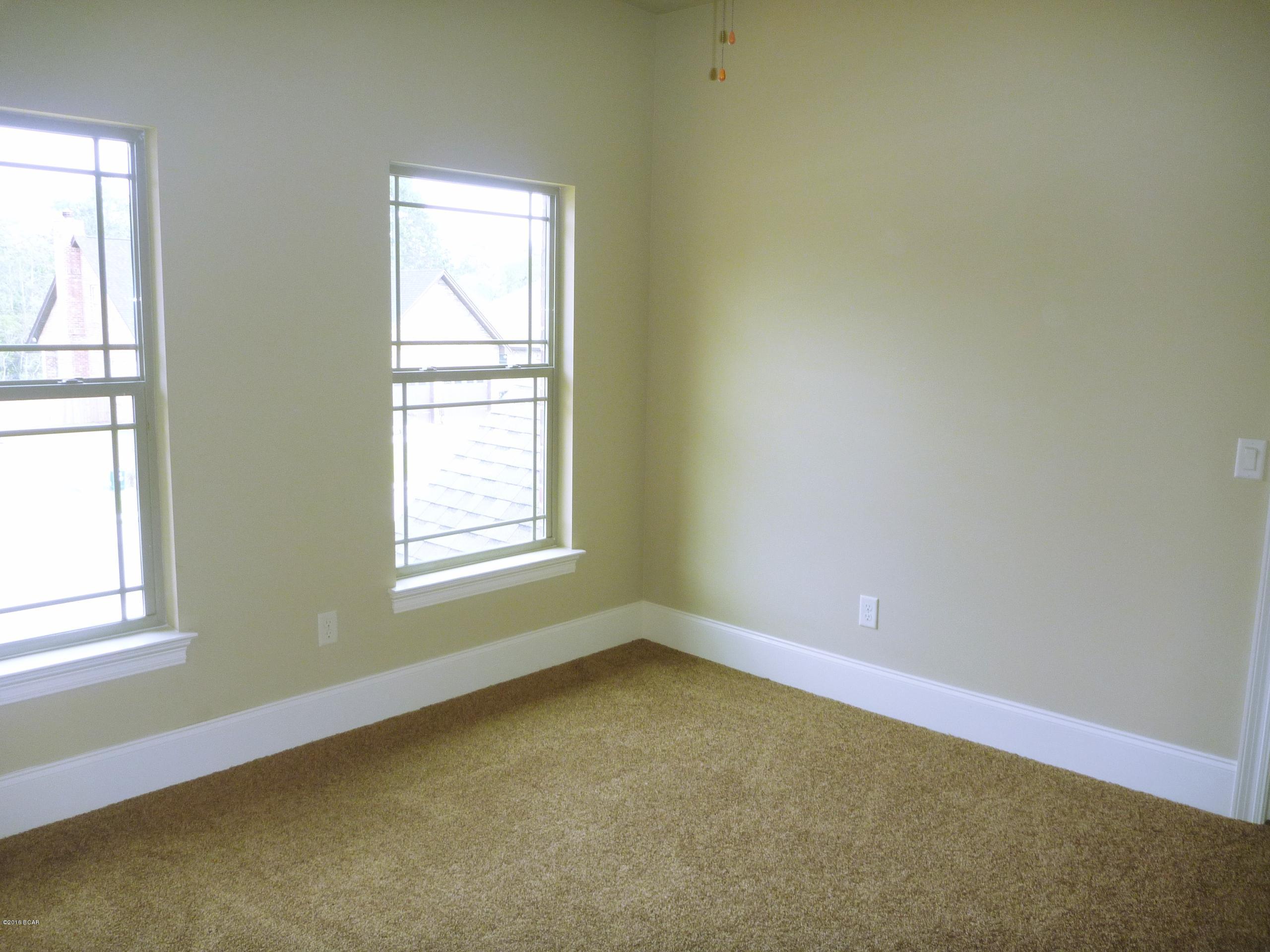 College Oaks - Residential