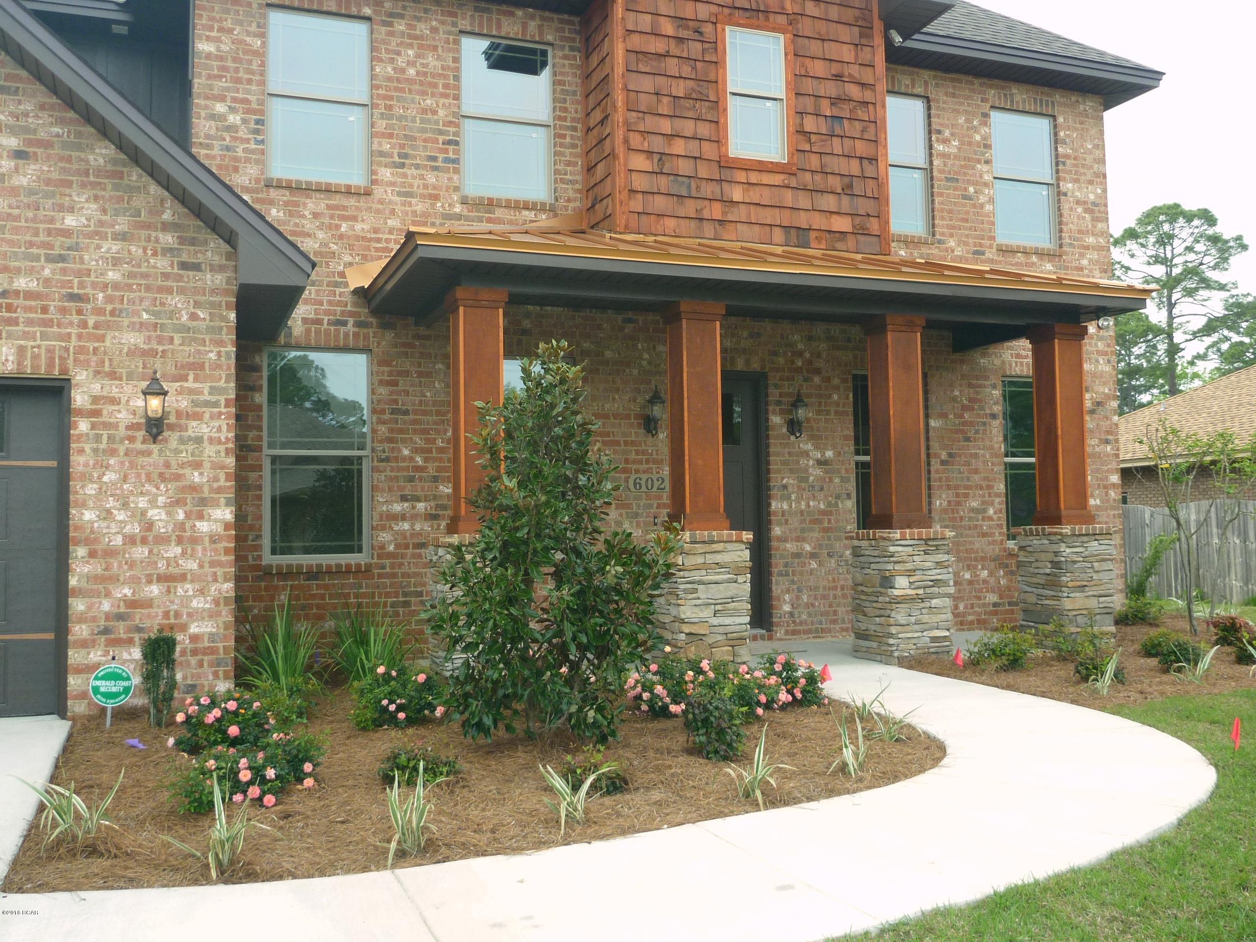 College Oaks - Residential