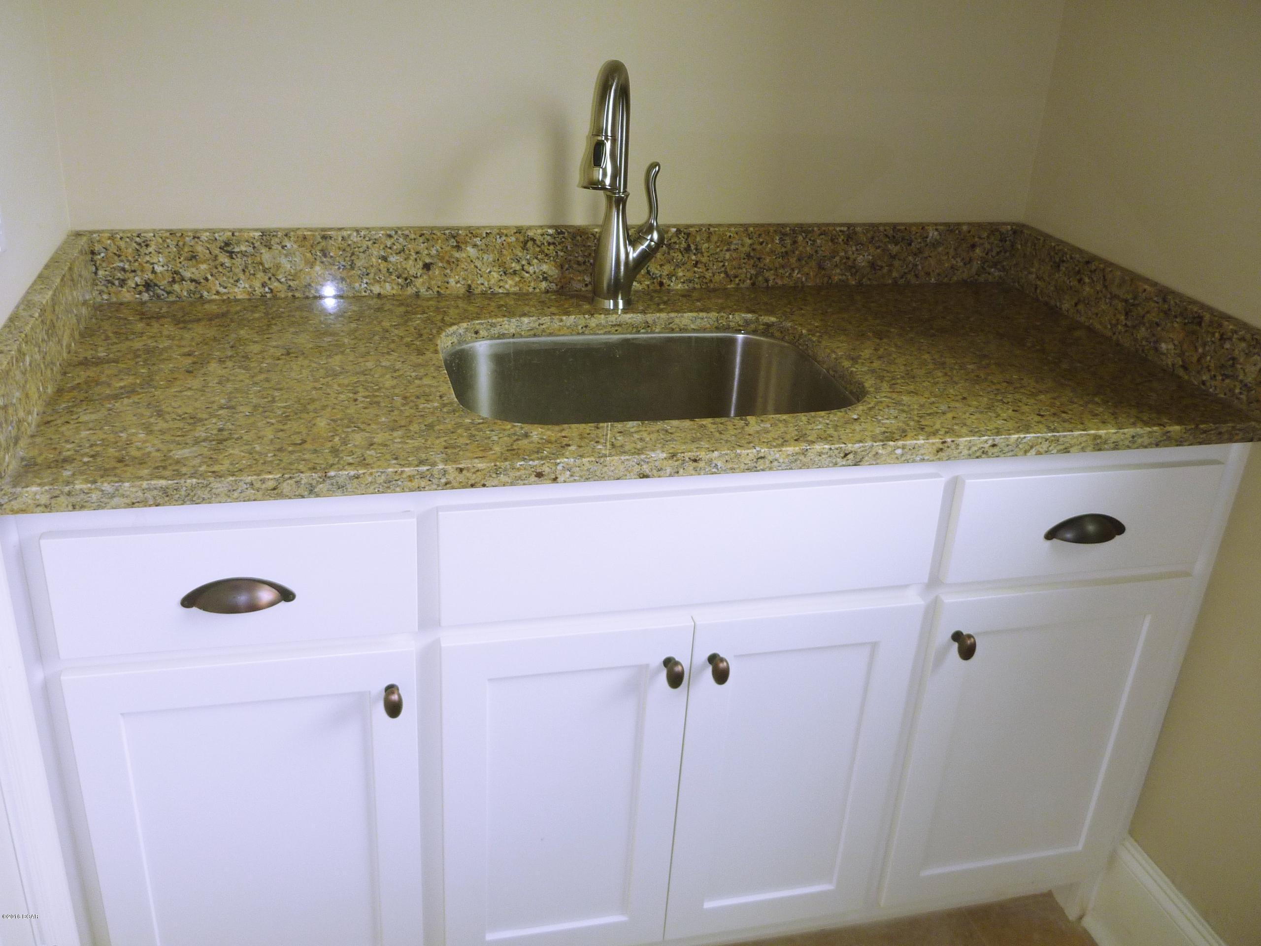 College Oaks - Residential