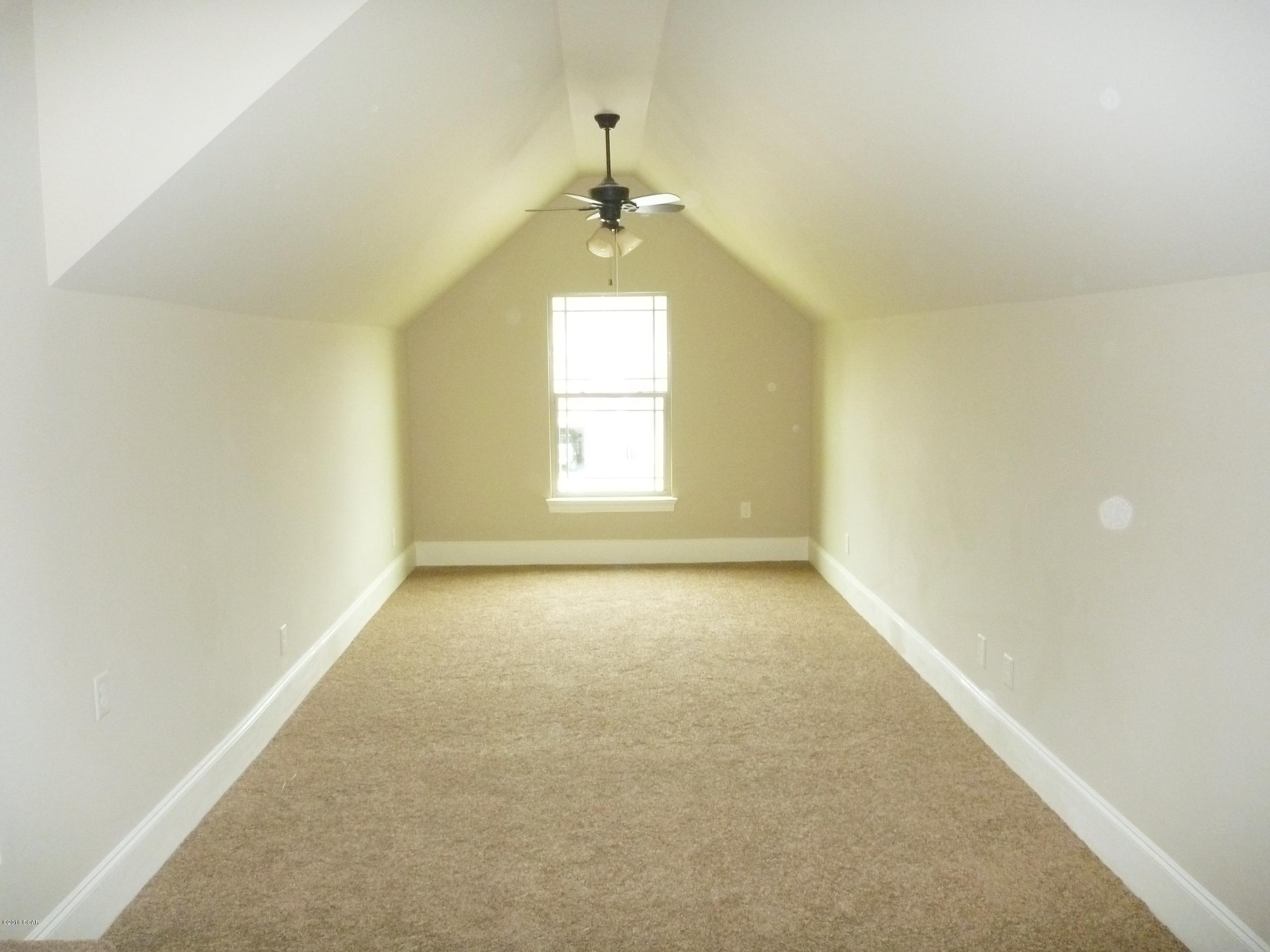 College Oaks - Residential