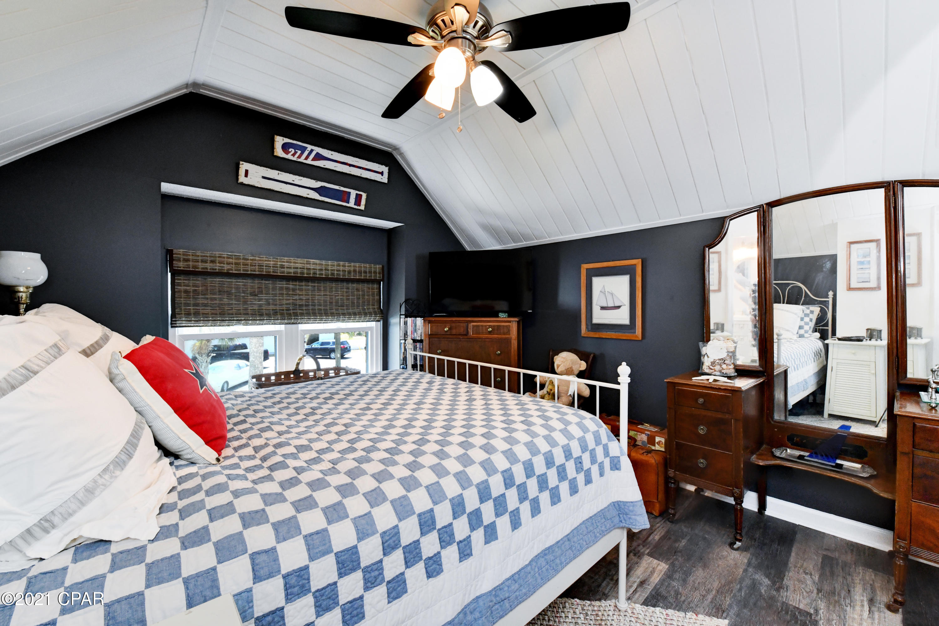 Bel Air - Residential