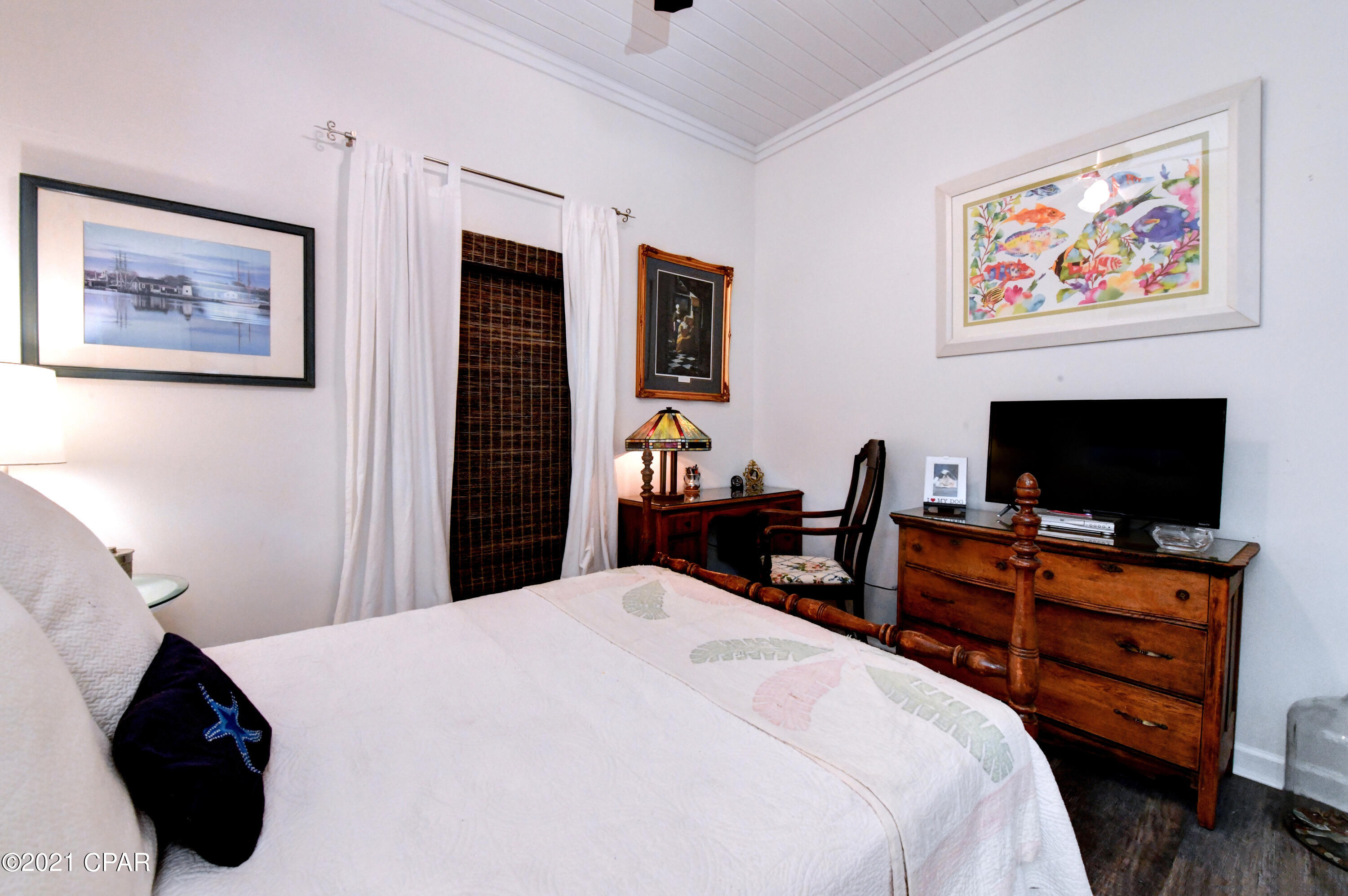 Bel Air - Residential