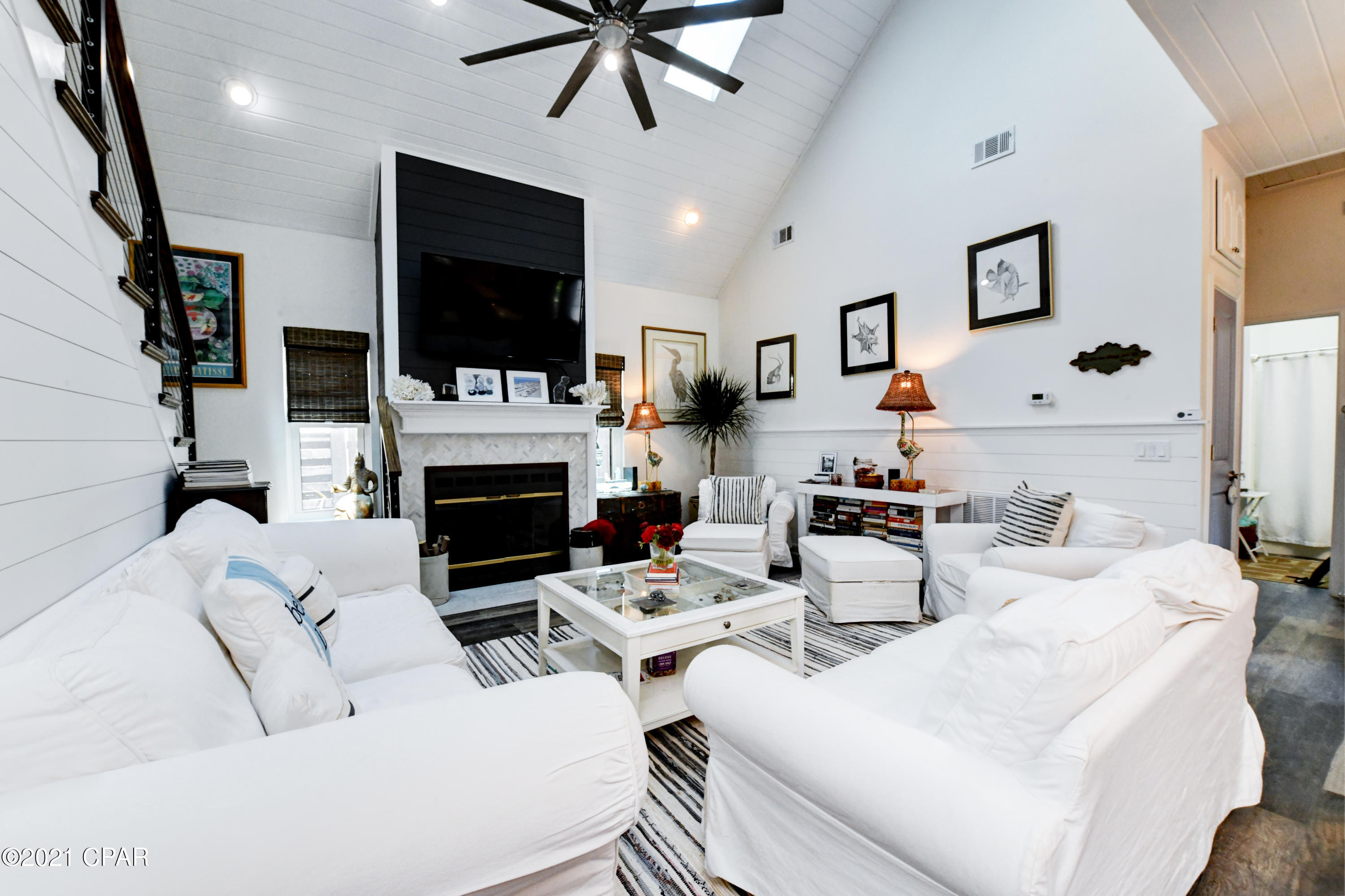 Bel Air - Residential