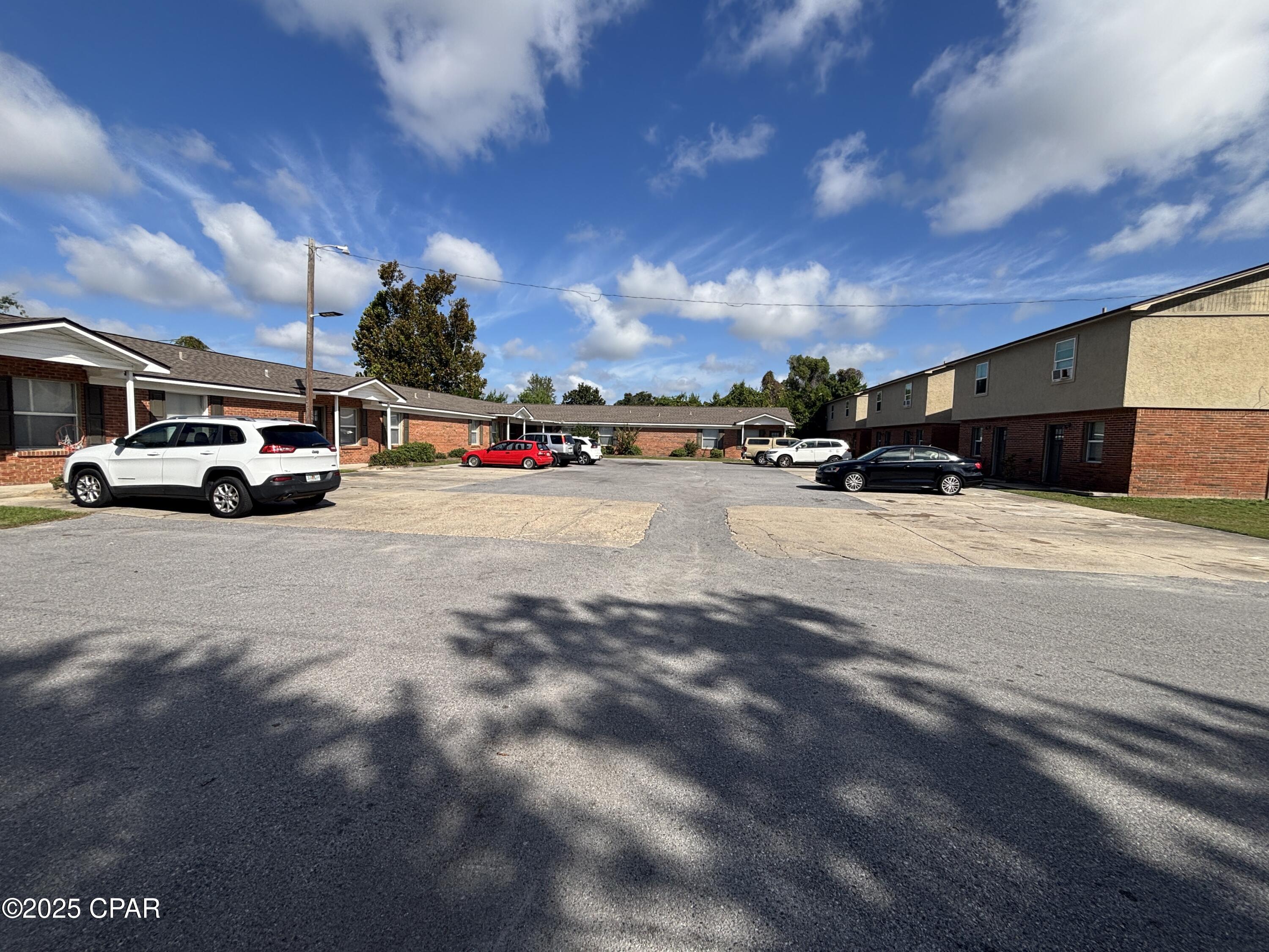 [No Recorded Subdiv] - Residential Lease