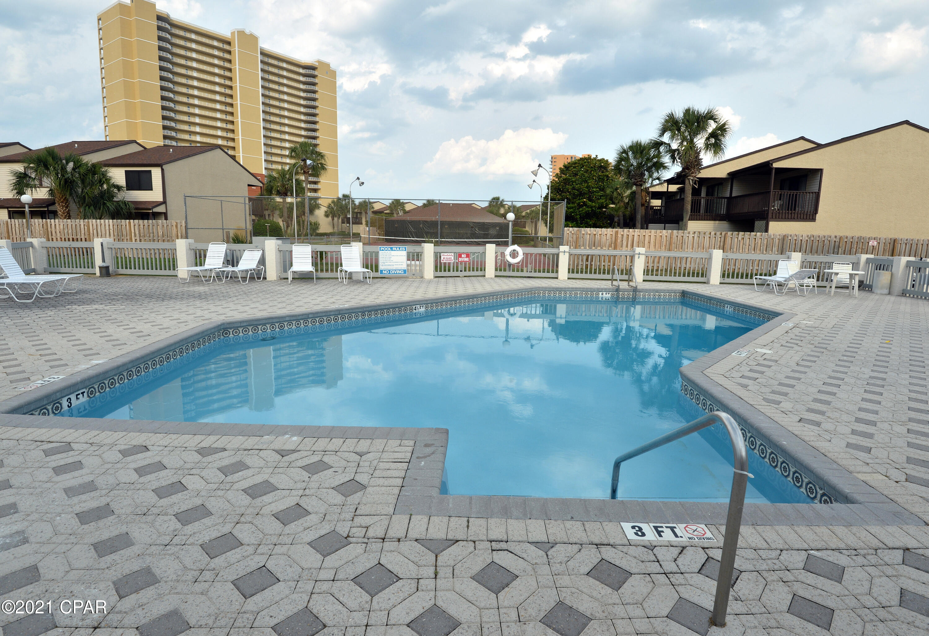 Endless Summer II - Residential