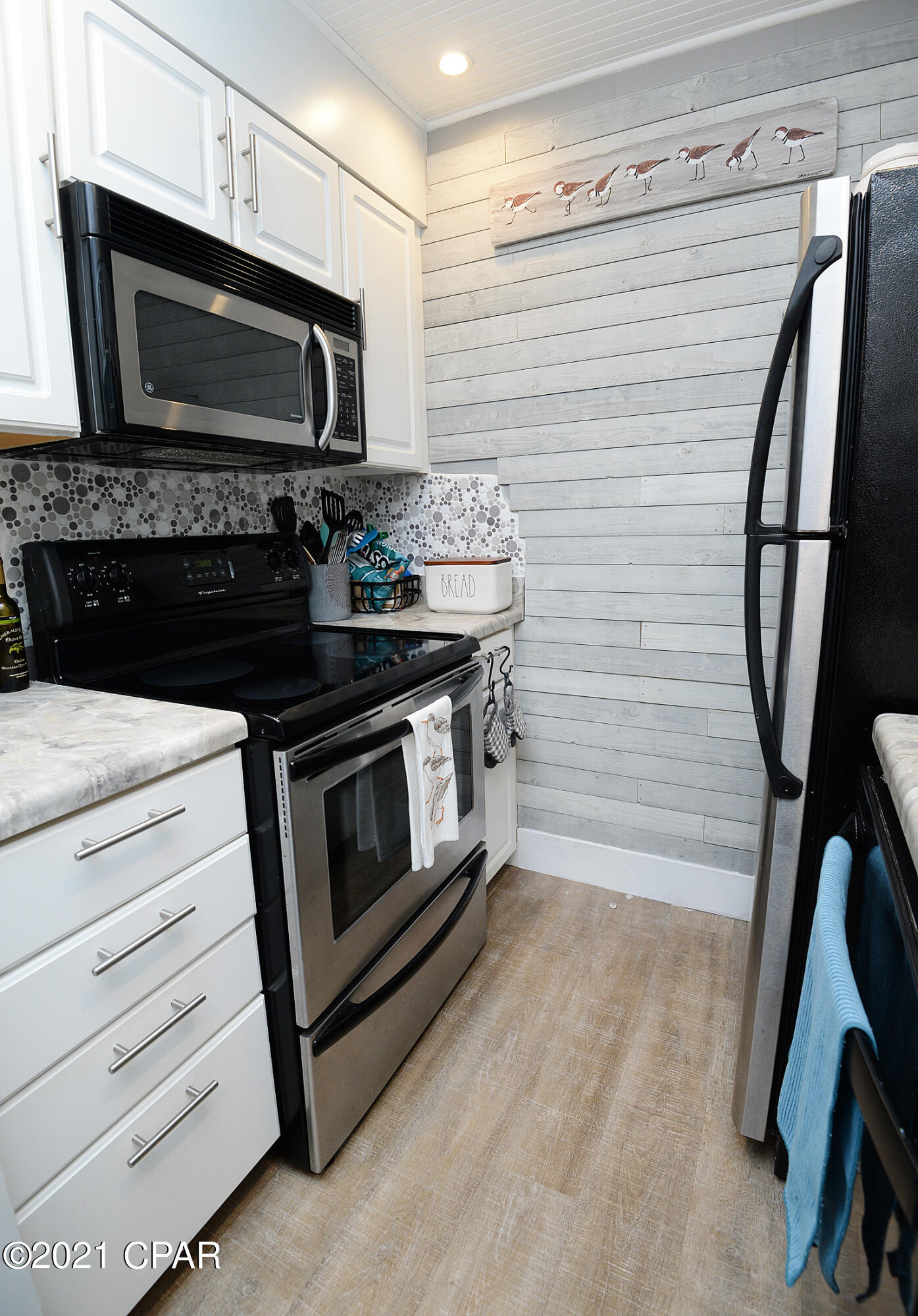 Endless Summer II - Residential