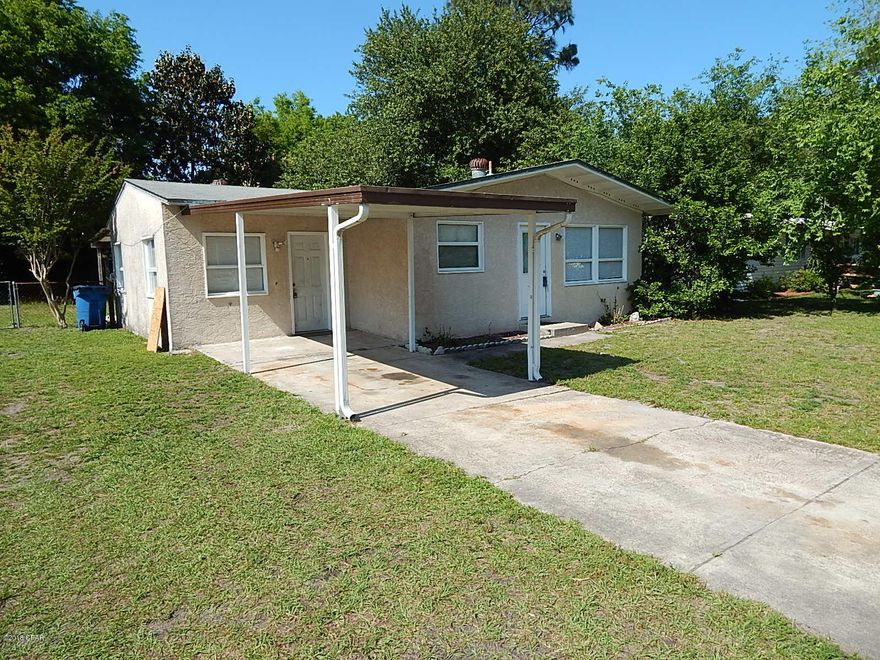 Centrally located home in a convenient location to Navy Base and about a 20 minute ride to the beaches. This home has undergone some improvements over the years but would make a good starter home. 3 decent sized bedrooms, large family room with a small room that could be a office. AC was replaced in approx last 3 years. Paint and some other upgrades as well. Has been a good rental for many years or would make a good starter home. Just a quick note that the photos were taken prior to current tenant and will be update soon.