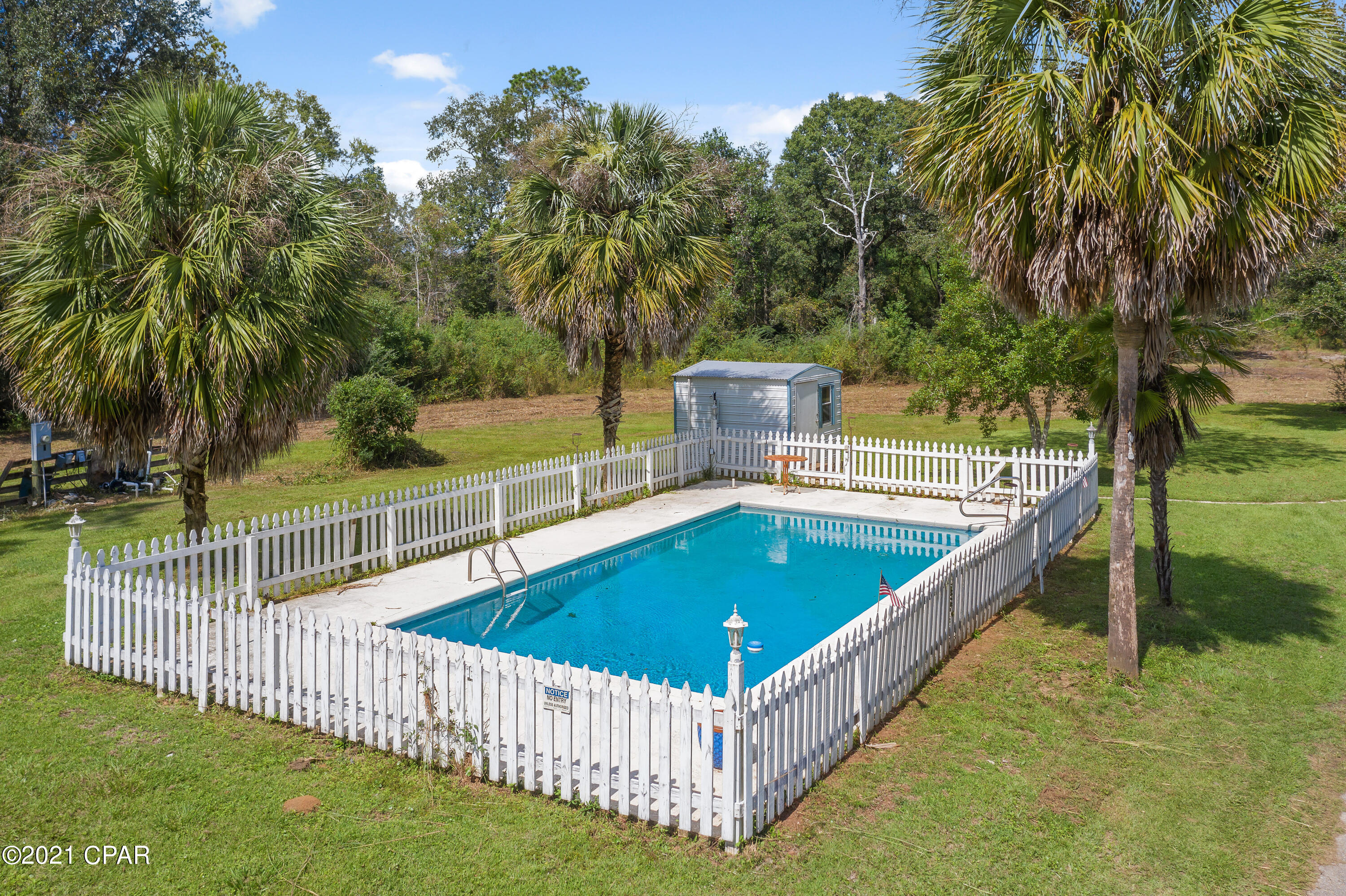 [No Recorded Subdiv] - Residential