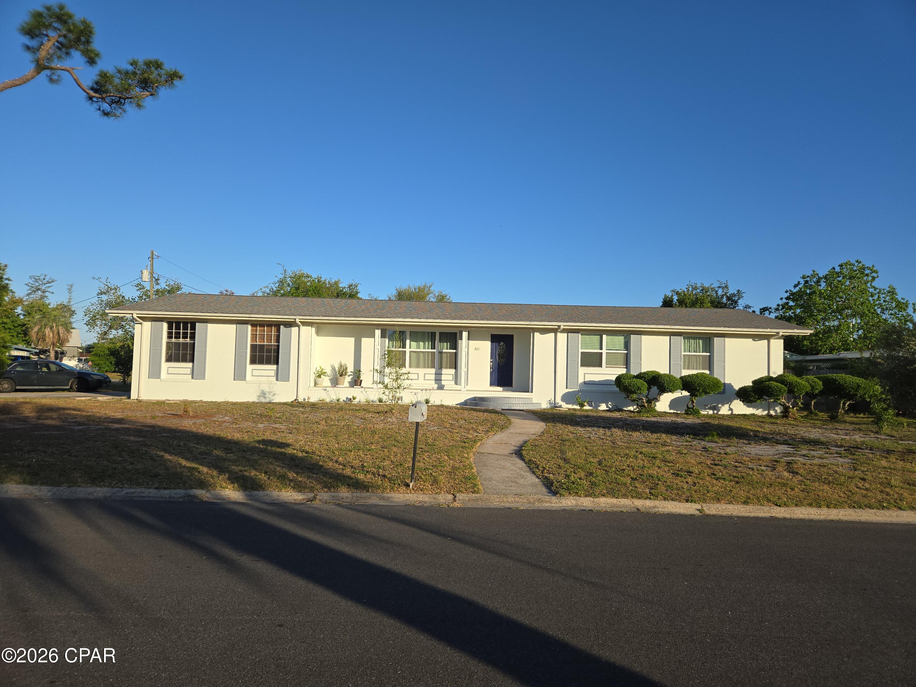 Woodlawn Unit 1 - Residential