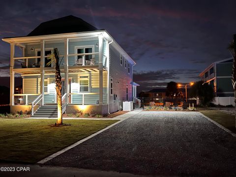 A home in Mexico Beach