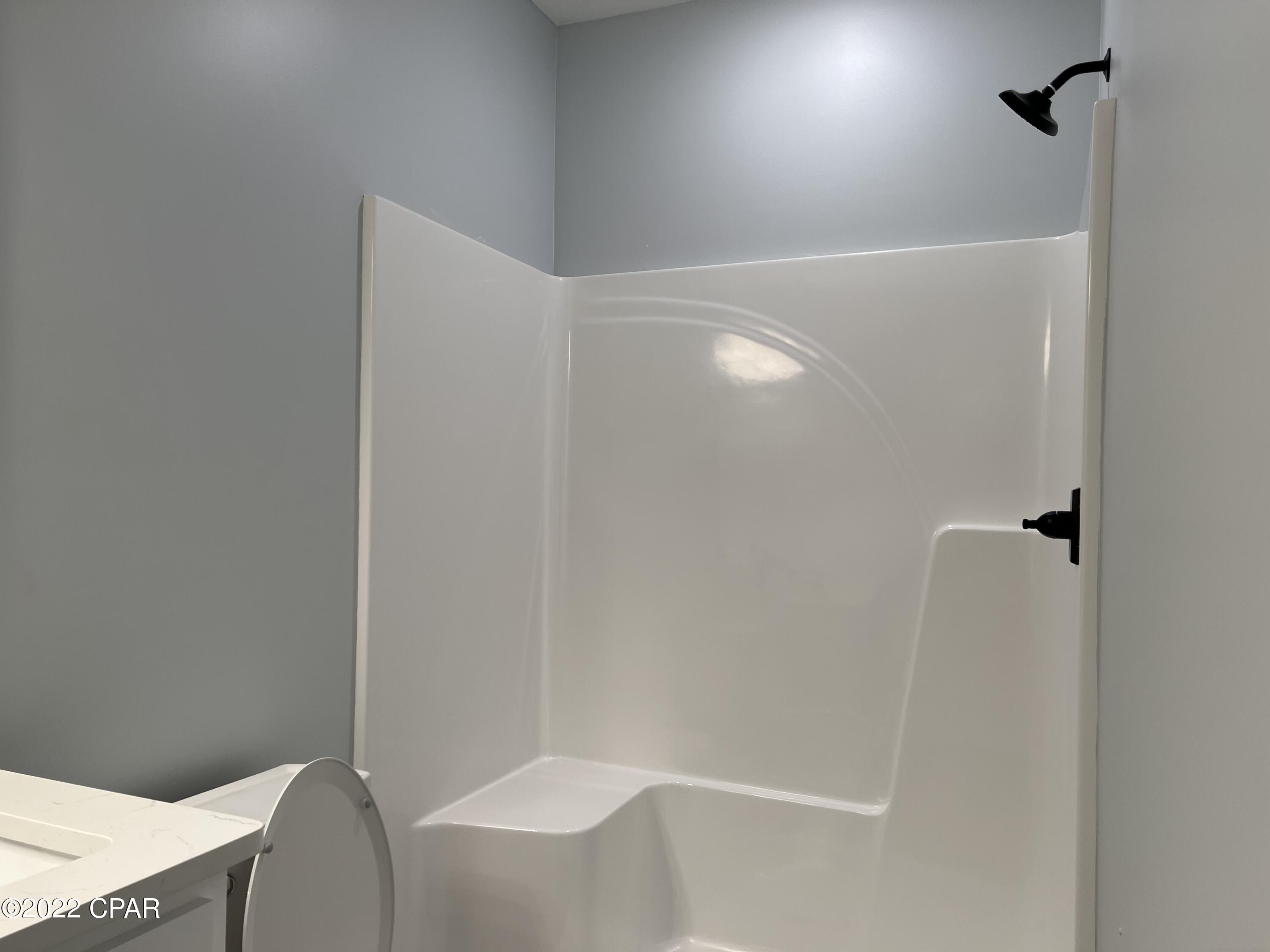 Laguna Beach Estates 8th Add - Residential