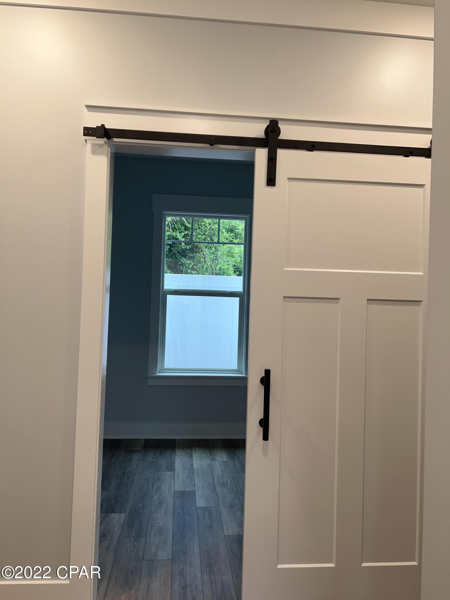 Laguna Beach Estates 8th Add - Residential