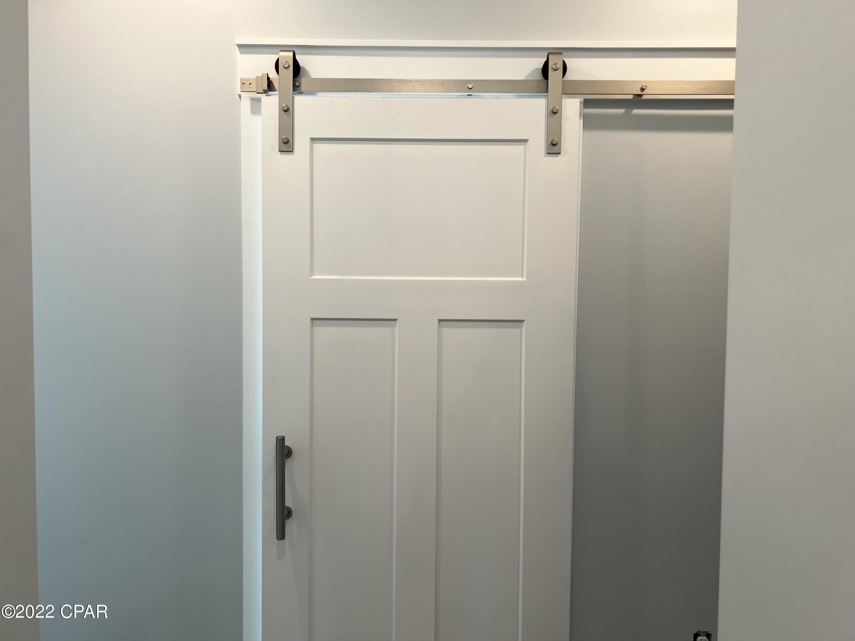 Laguna Beach Estates 8th Add - Residential