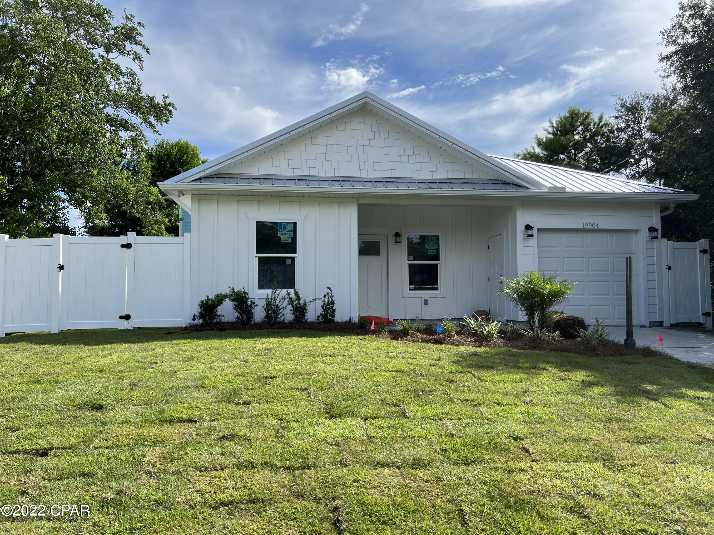 Laguna Beach Estates 8th Add - Residential