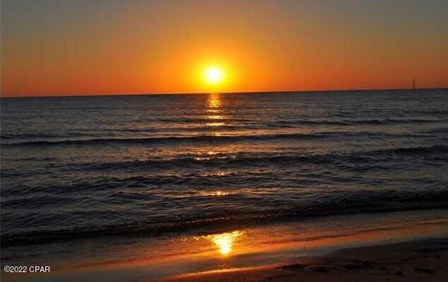 Laguna Beach Estates 8th Add - Residential