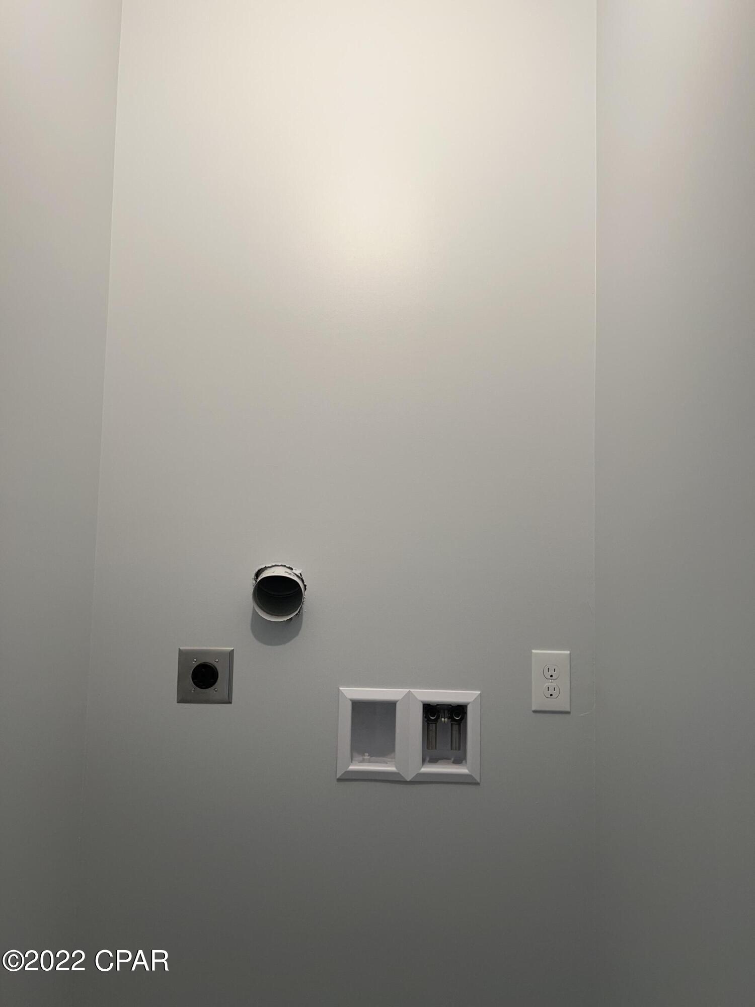 Laguna Beach Estates 8th Add - Residential