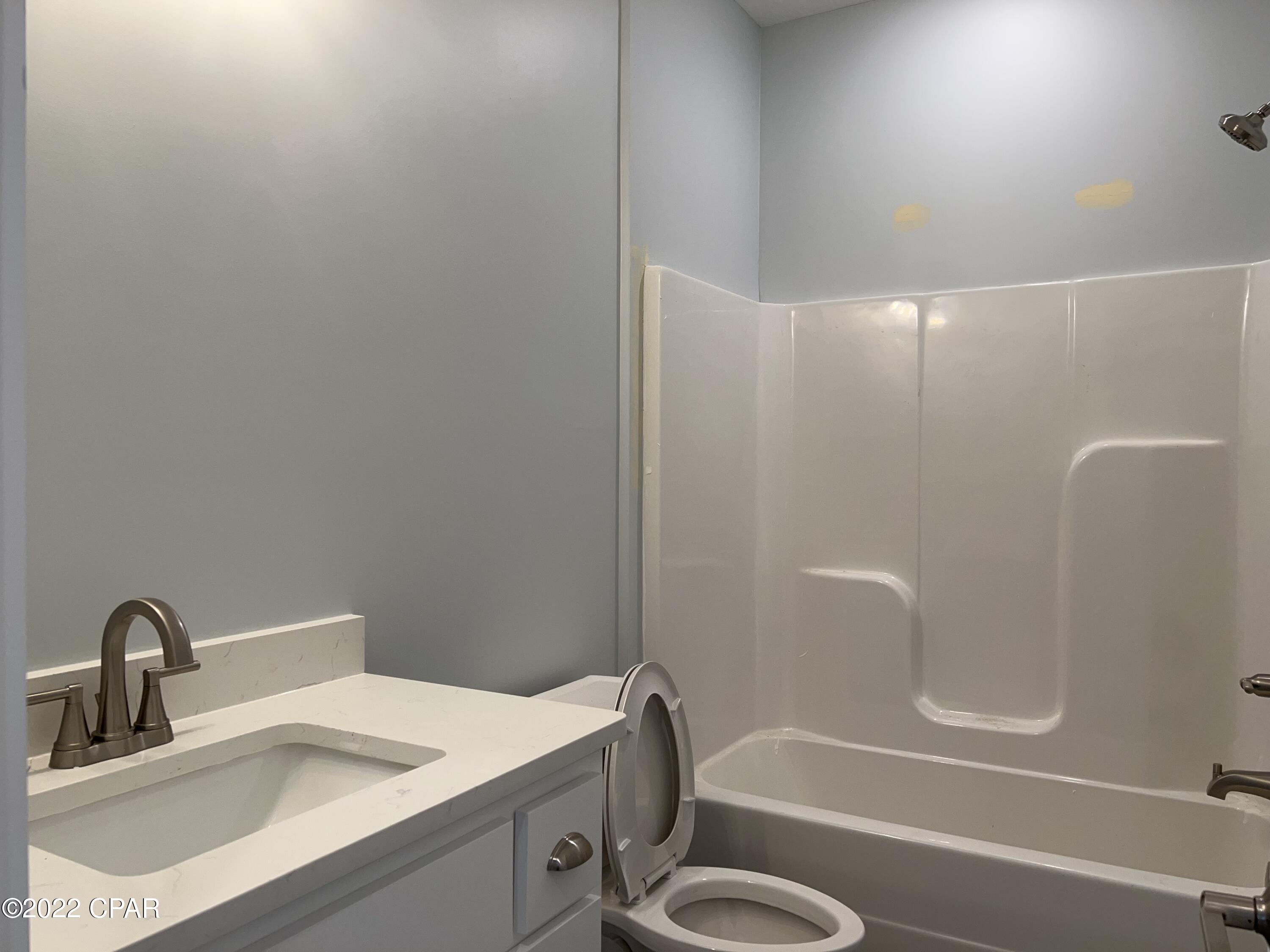 Laguna Beach Estates 8th Add - Residential